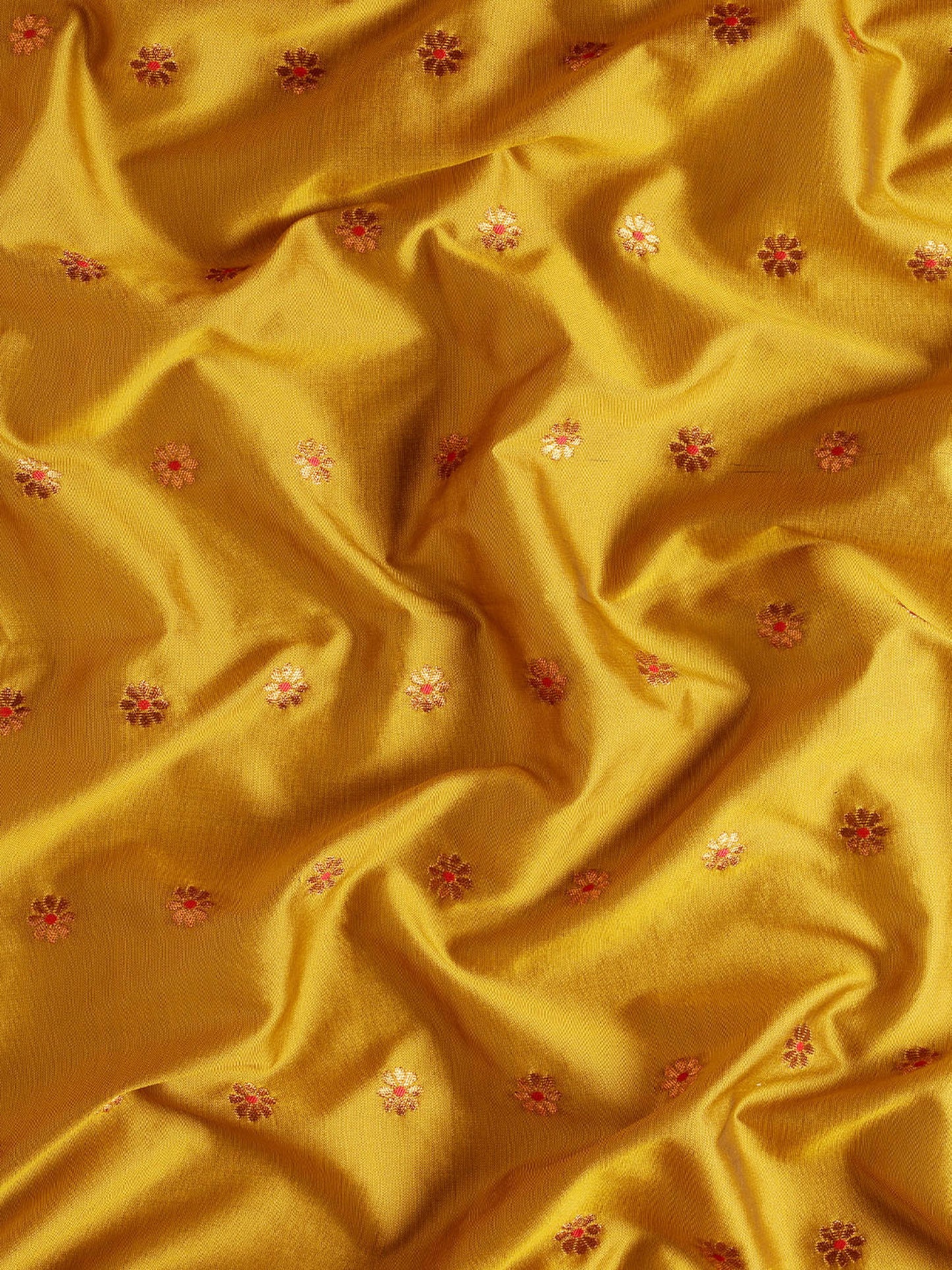 Gopi Beige & Red Soft Silk Fancy Pallu Paithani Saree