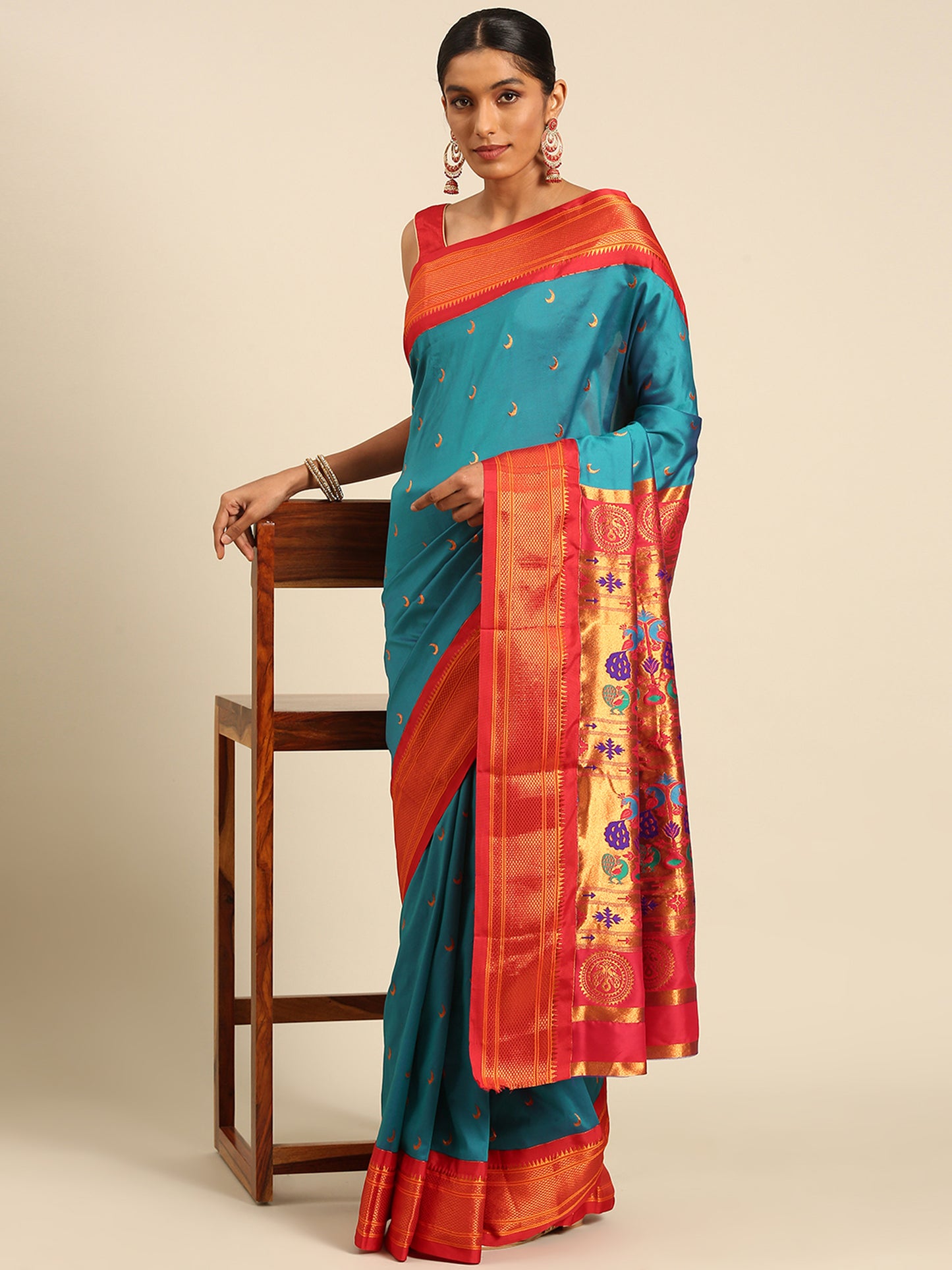 Chandrkala Rama & Red Soft Silk Chandrakor Paithani Saree