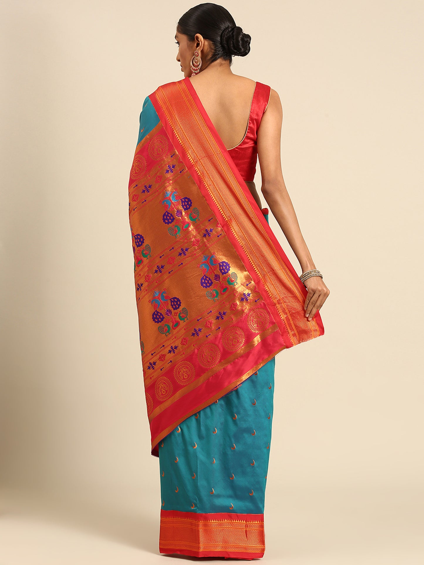 Chandrkala Rama & Red Soft Silk Chandrakor Paithani Saree