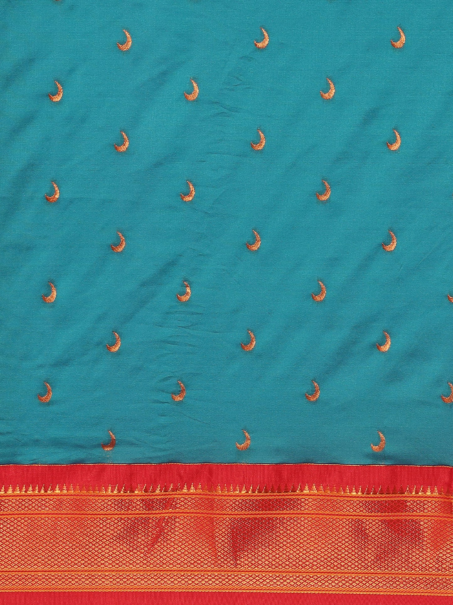 Chandrkala Rama & Red Soft Silk Chandrakor Paithani Saree