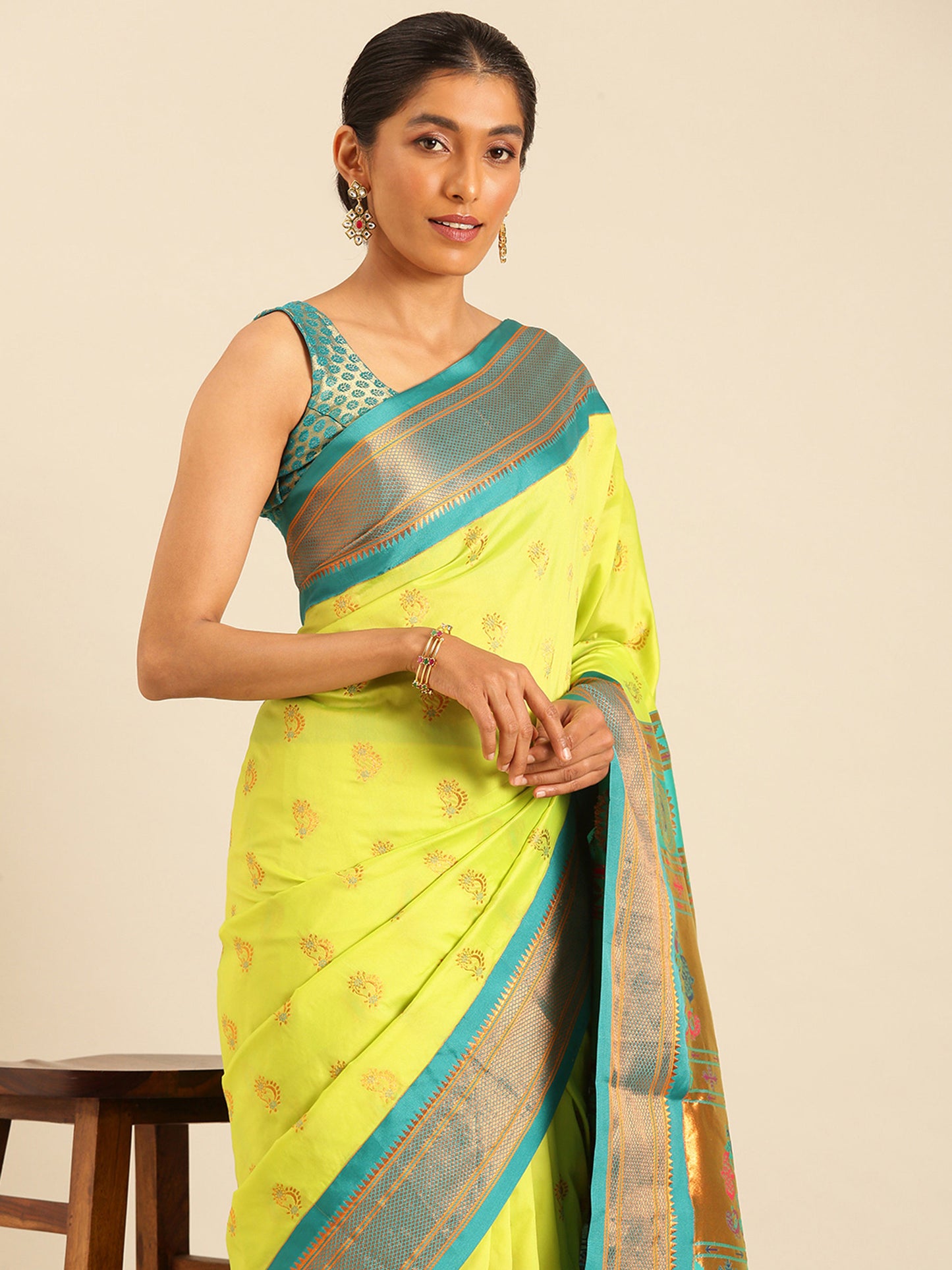 Baanai Popati & Rama Soft Silk Peshwai Nath Paithani Saree