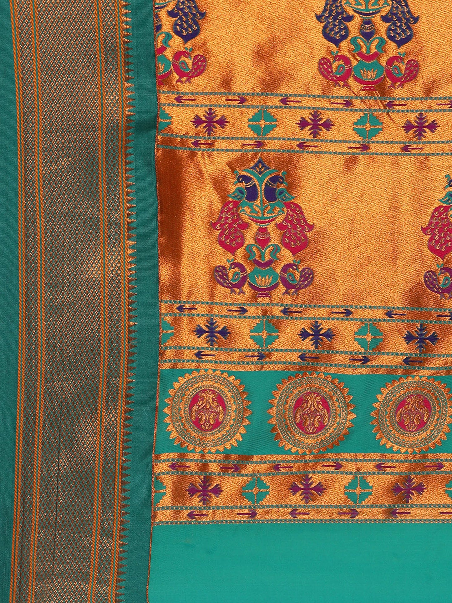 Baanai Haldi & Rama Soft Silk Peshwai Nath Paithani Saree
