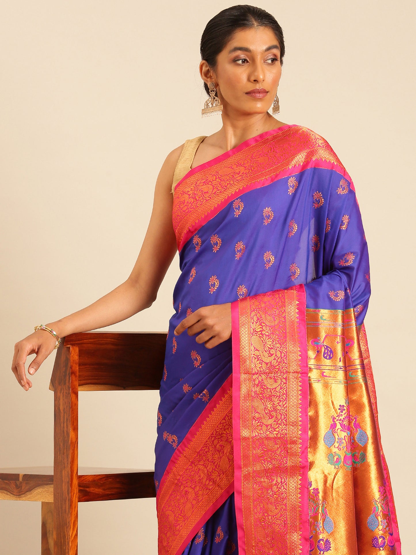 Mhalasa Royal Blue & Pink Soft Silk Peshwai Nath Paithani Saree