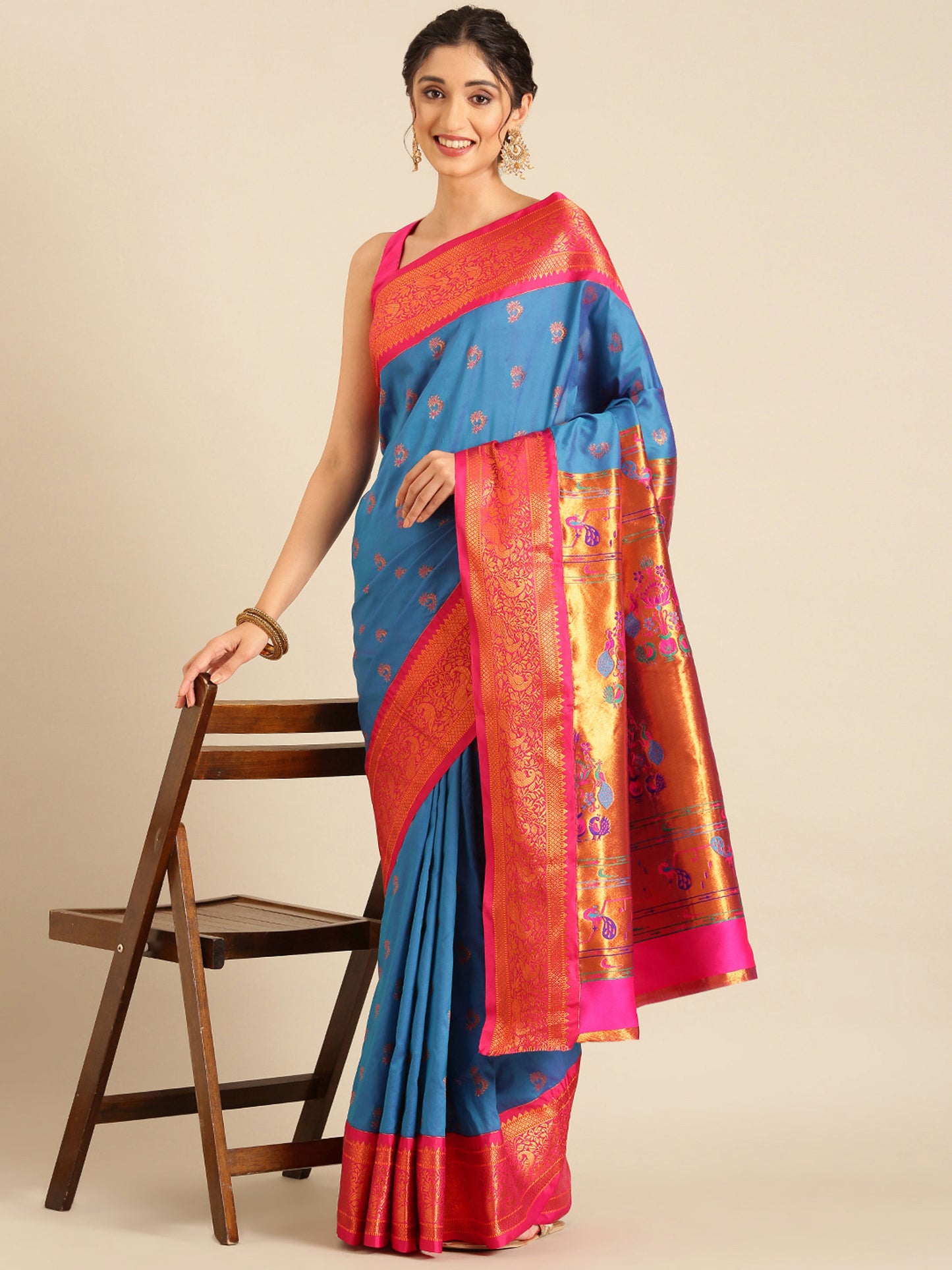 Mhalasa Firozi & Pink Soft Silk Peshwai Nath Paithani Saree
