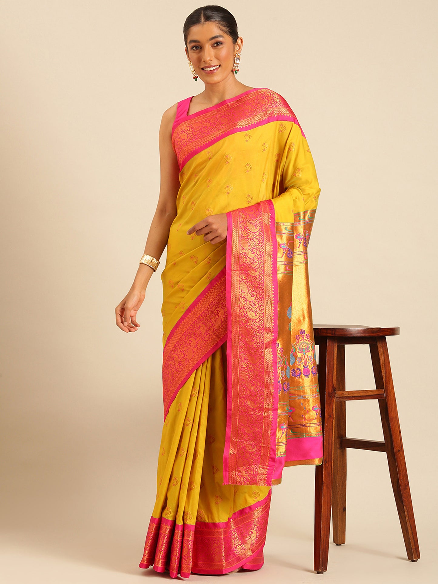 Mhalasa Mustard & Pink Soft Silk Peshwai Nath Paithani Saree