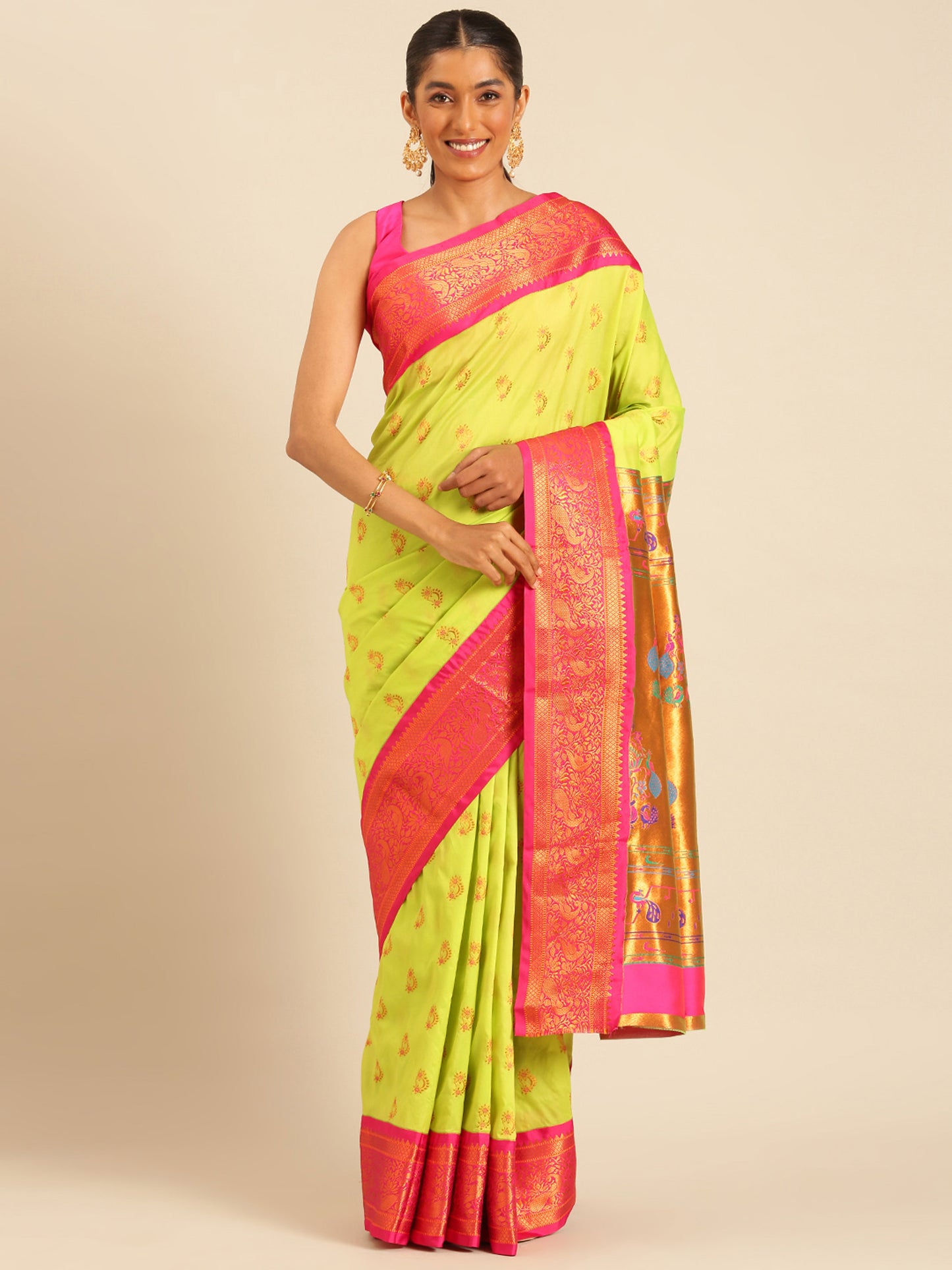 Mhalasa Popati & Pink Soft Silk Peshwai Nath Paithani Saree