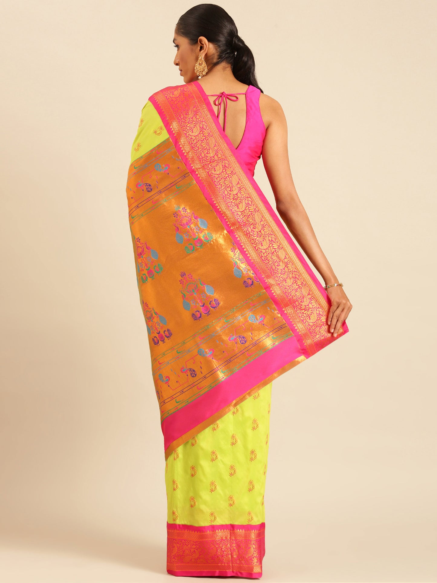 Mhalasa Popati & Pink Soft Silk Peshwai Nath Paithani Saree