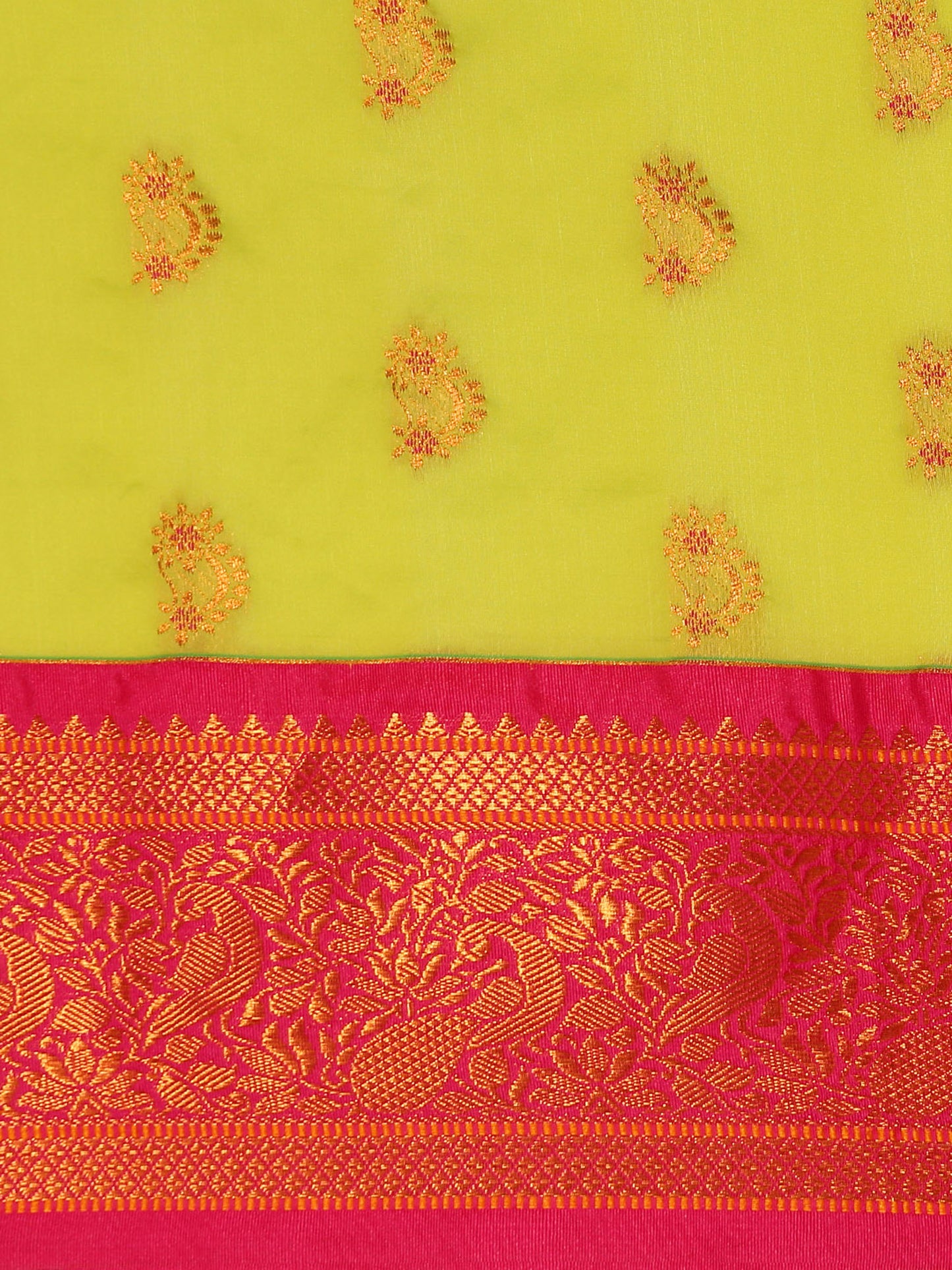 Mhalasa Popati & Pink Soft Silk Peshwai Nath Paithani Saree