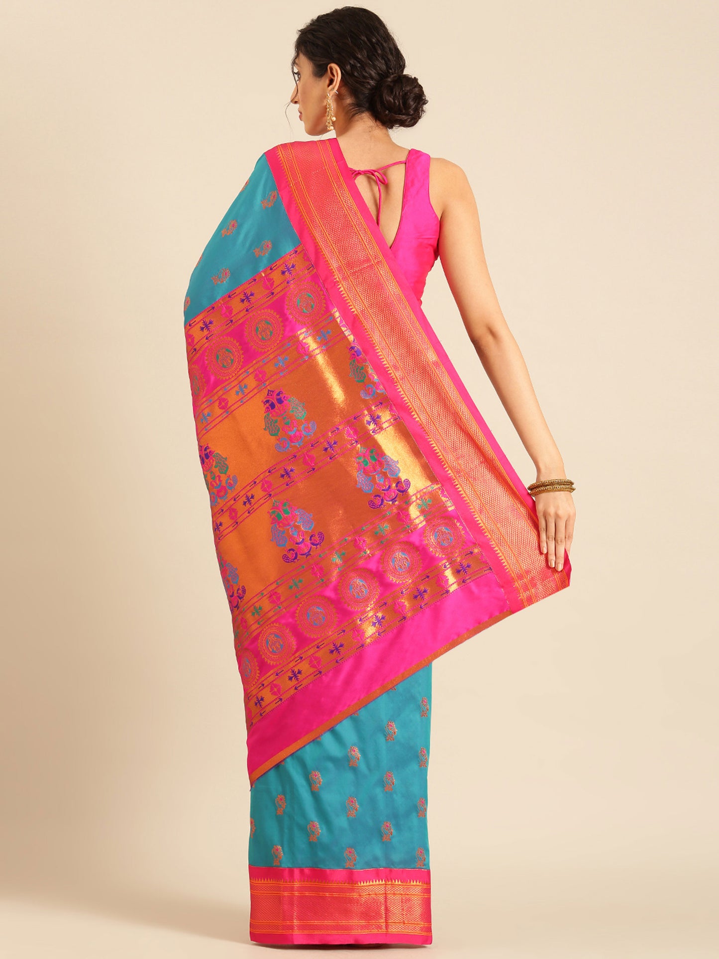 Ahilya Rama & Pink Soft Silk Peshwai Nath Paithani Saree