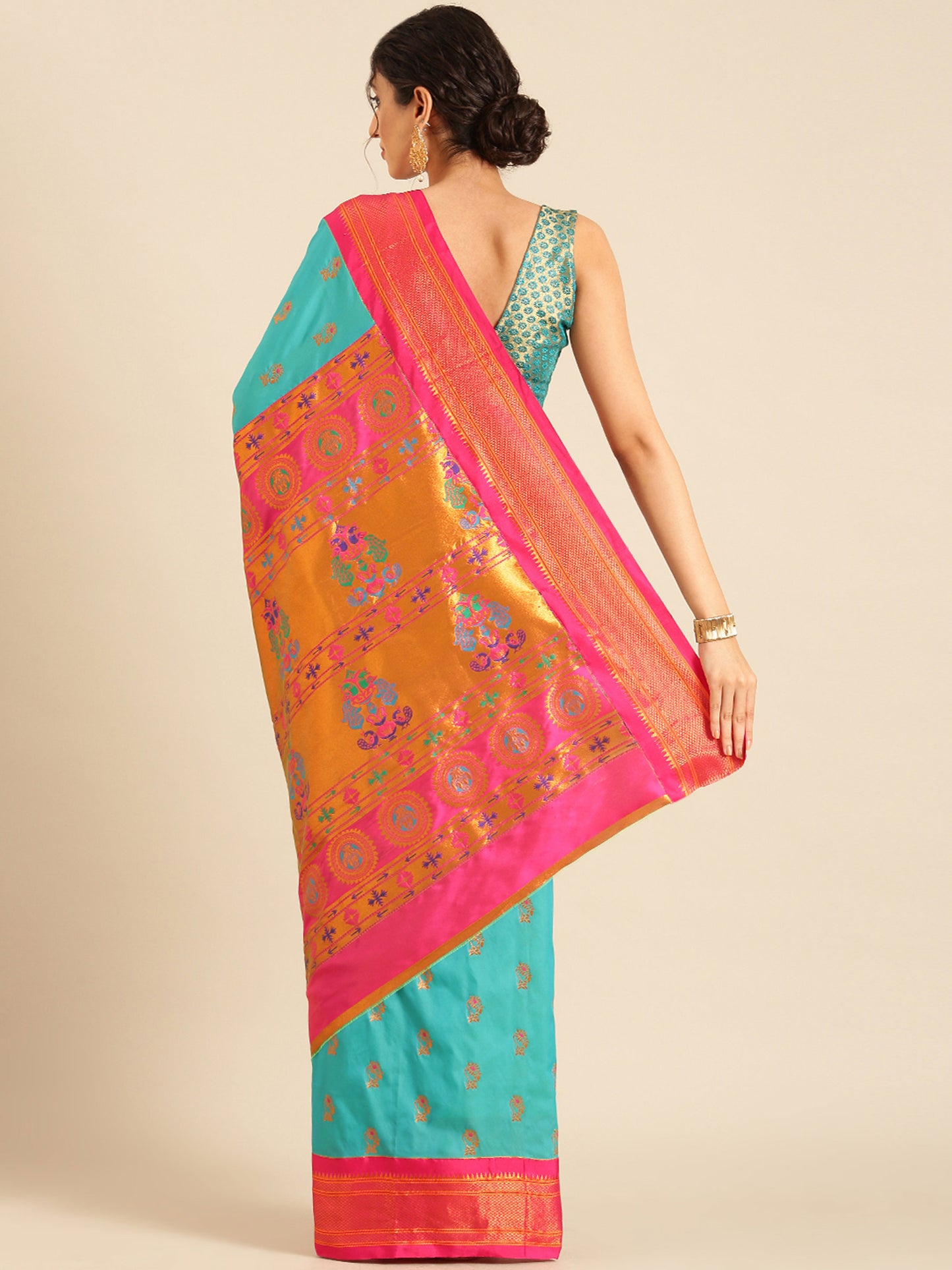 Ahilya Chintamani & Pink Soft Silk Peshwai Nath Paithani Saree