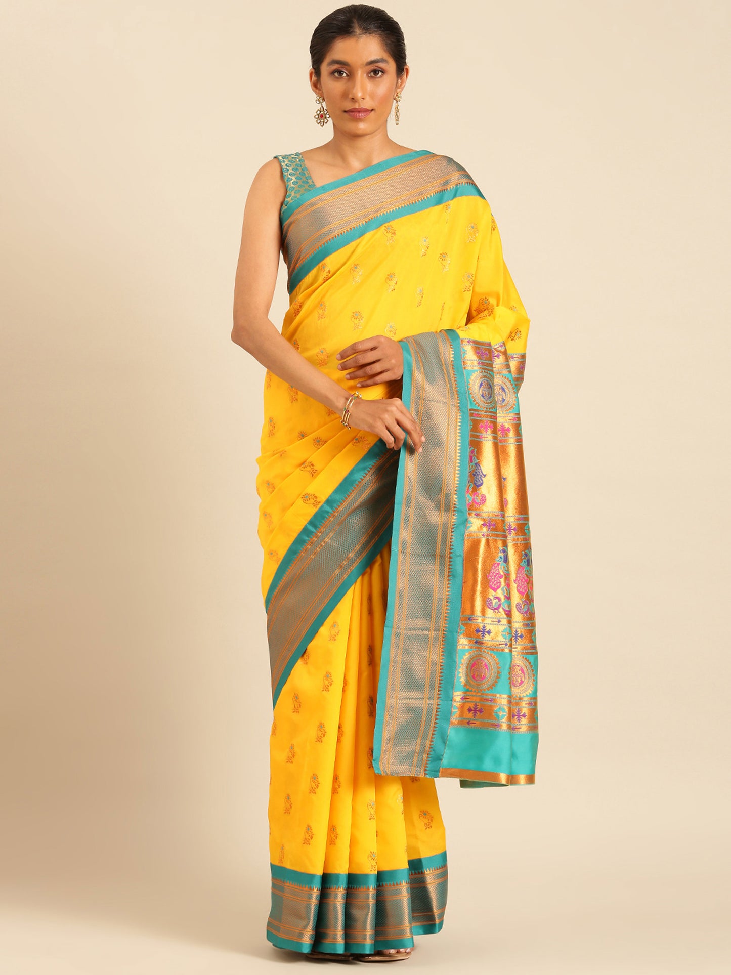 Ahilya Haldi & Rama Soft Silk Peshwai Nath Paithani Saree