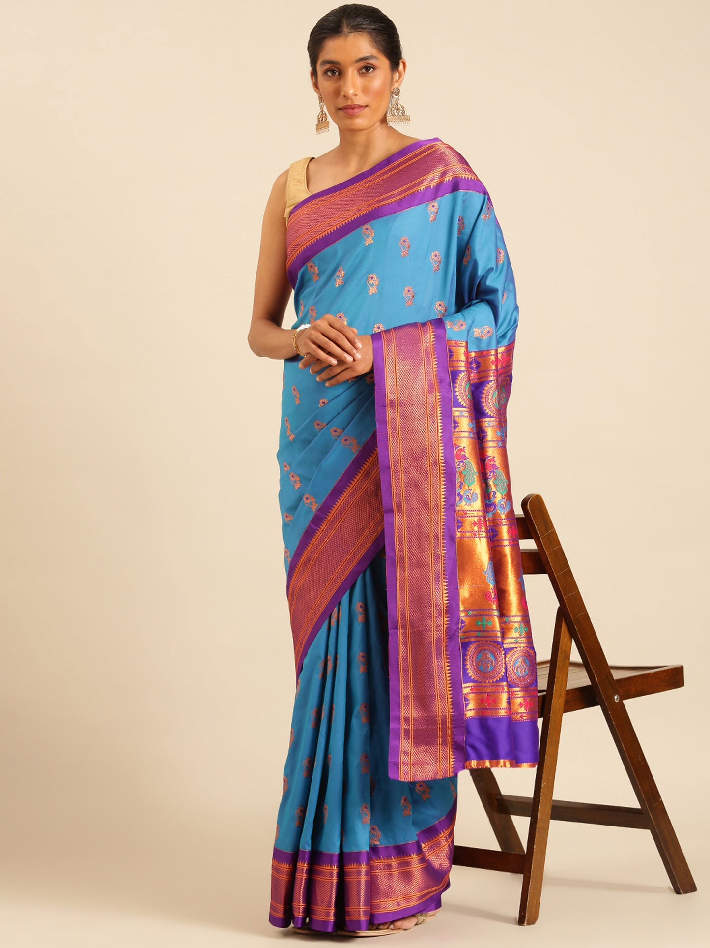 Ahilya Firozi & Violet Soft Silk Peshwai Nath Paithani Saree