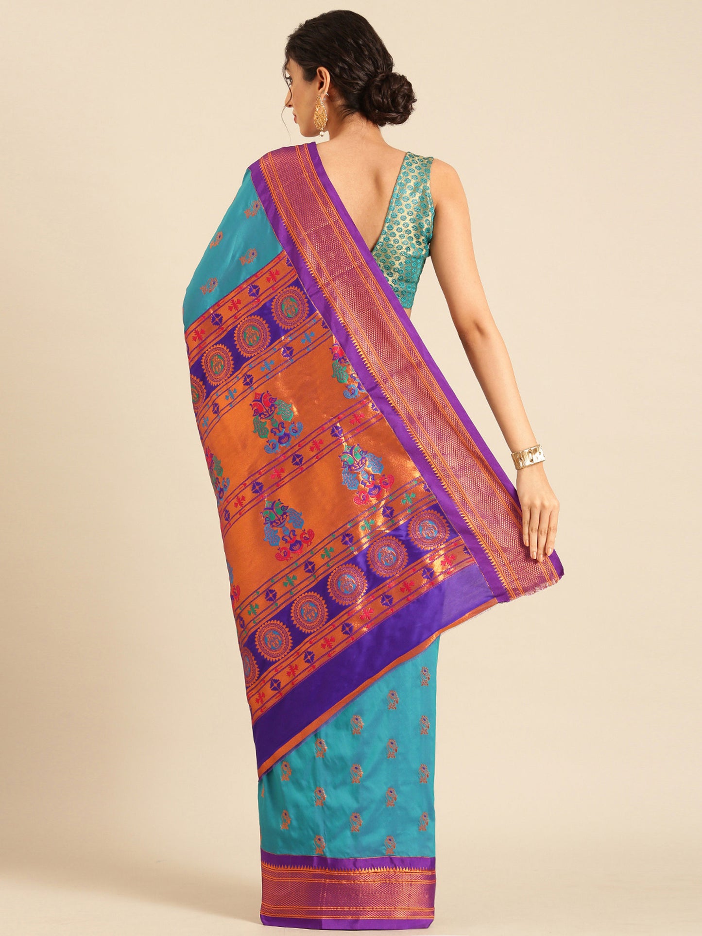 Ahilya Rama & Violet Soft Silk Peshwai Nath Paithani Saree