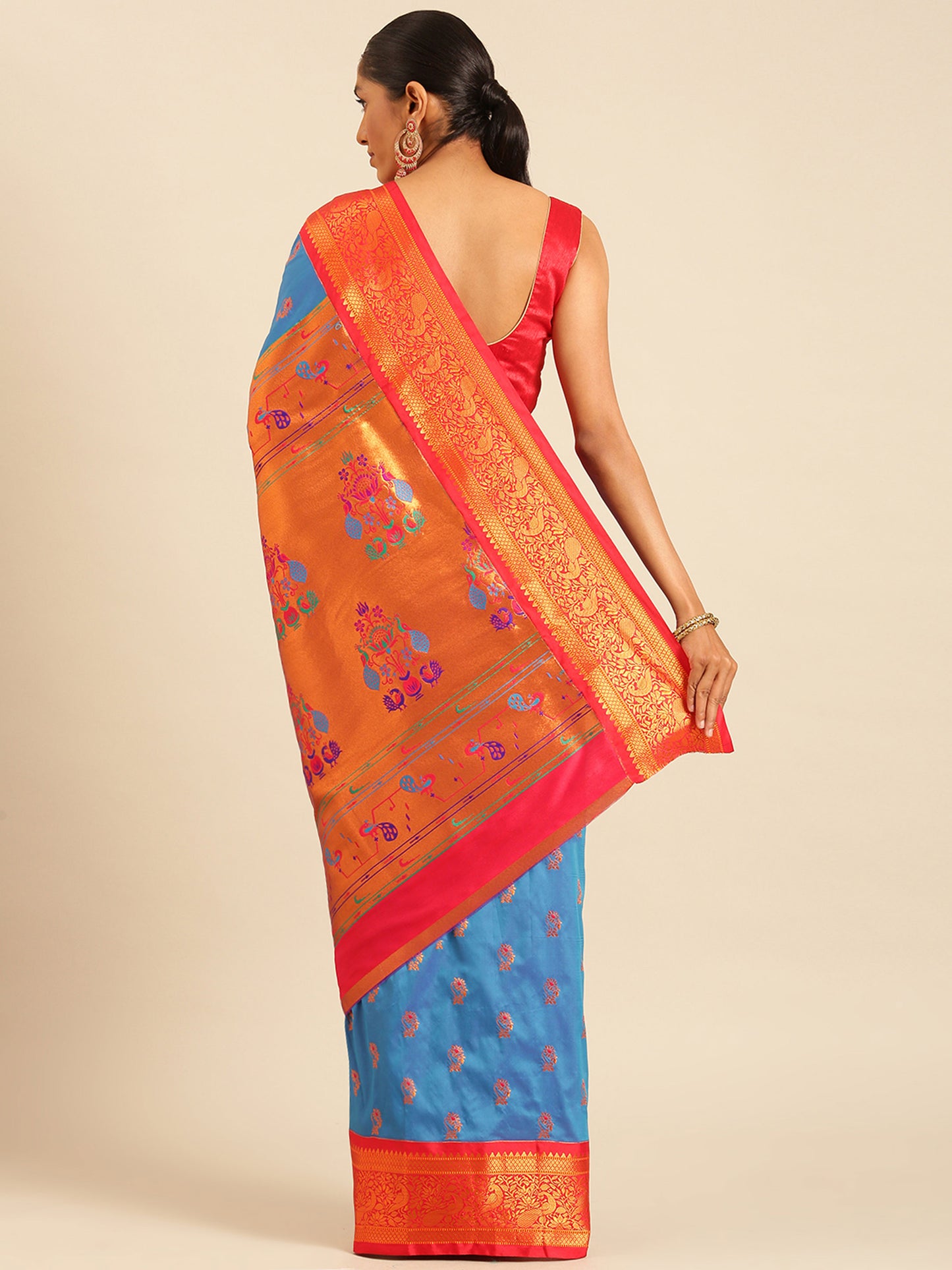 Sonkali Firozi & Red Soft Silk Peshwai Nath Paithani Saree