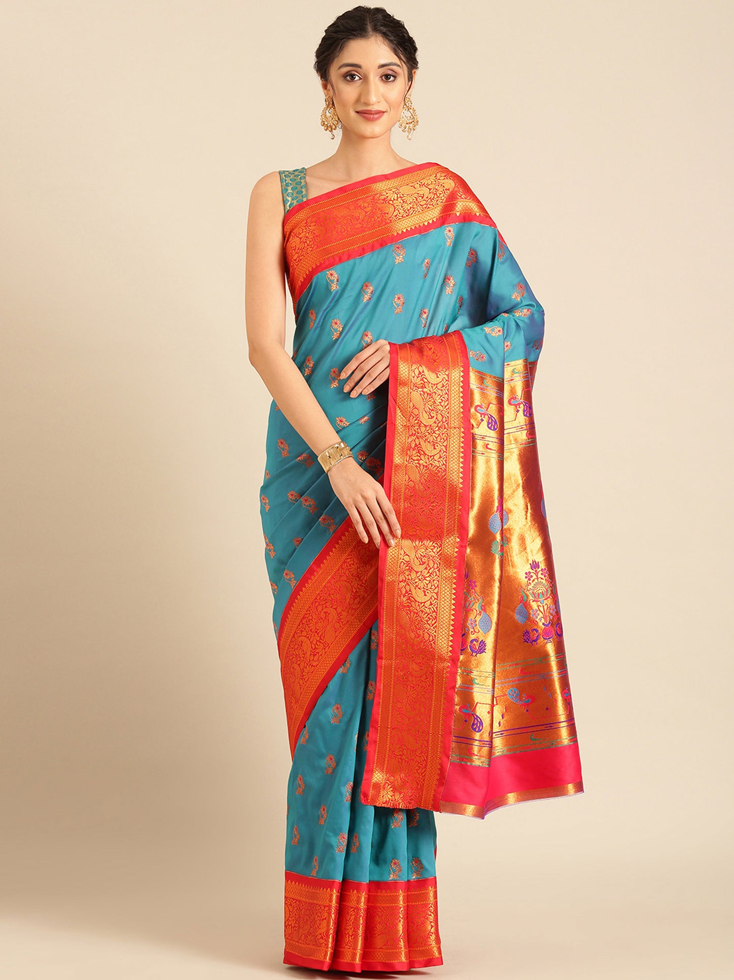 Sonkali Rama & Red Soft Silk Peshwai Nath Paithani Saree