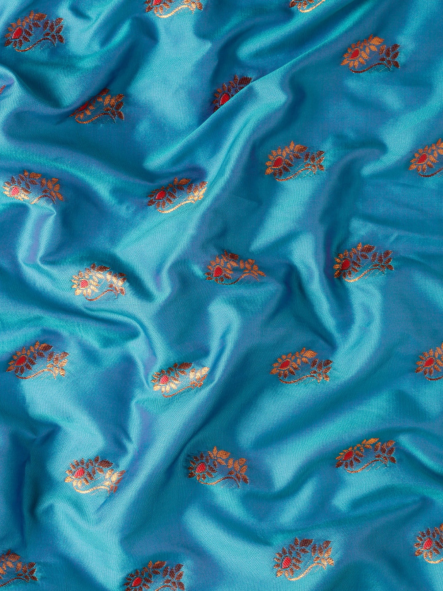 Sonkali Rama & Red Soft Silk Peshwai Nath Paithani Saree
