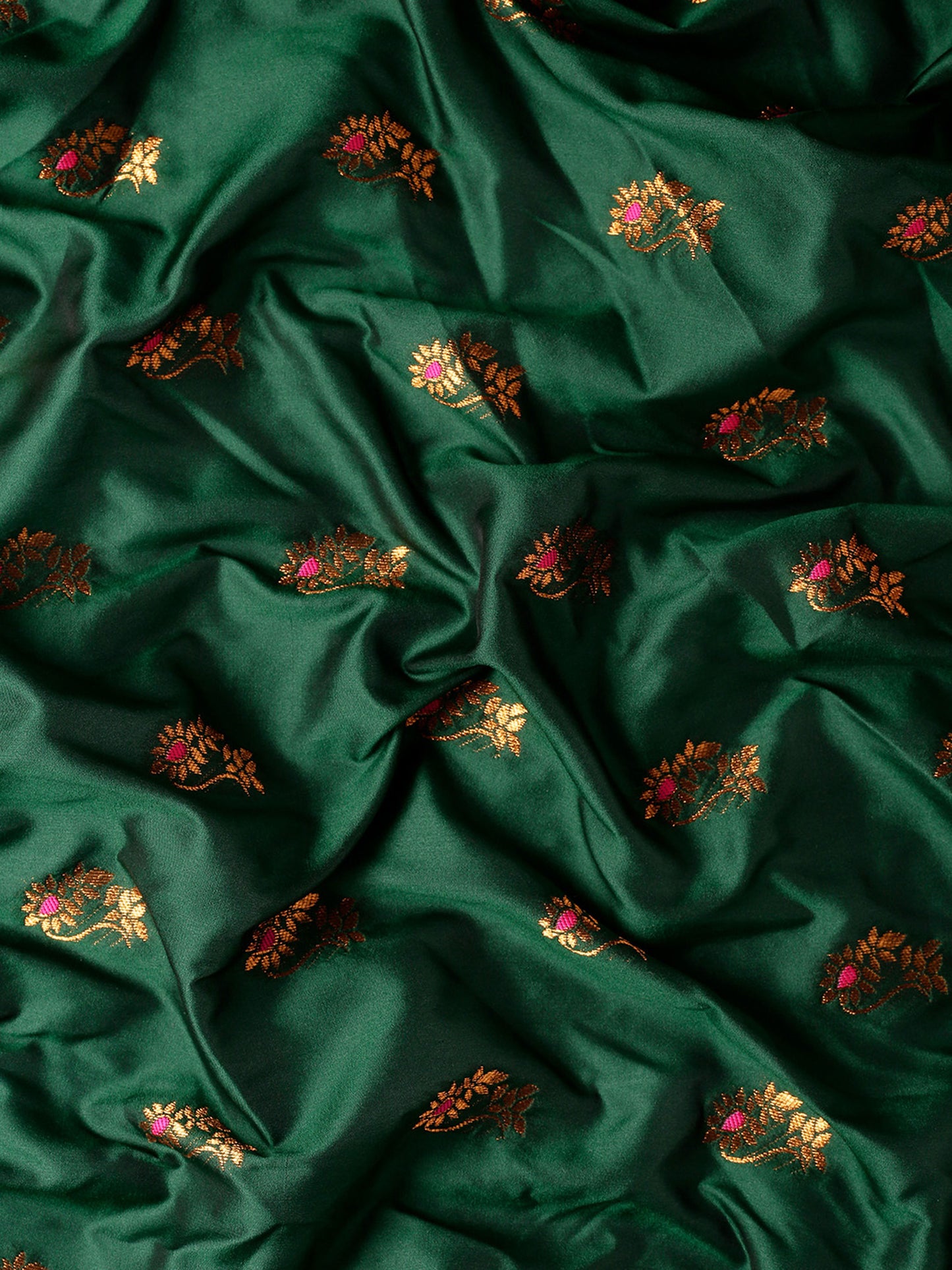 Sonkali Bottle Green & Pink Soft Silk Peshwai Nath Paithani Saree
