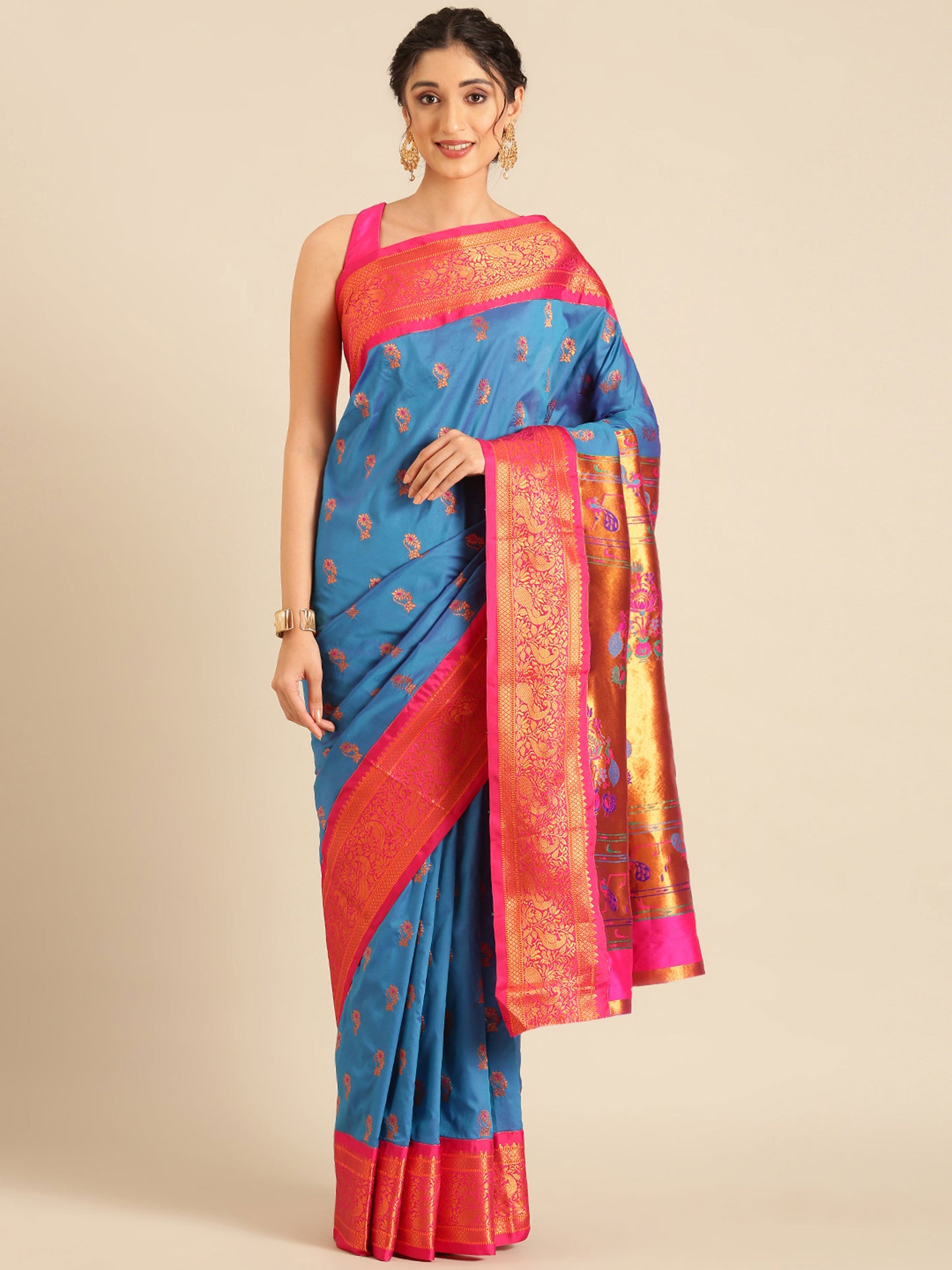 Sonkali Firozi & Pink Soft Silk Peshwai Nath Paithani Saree