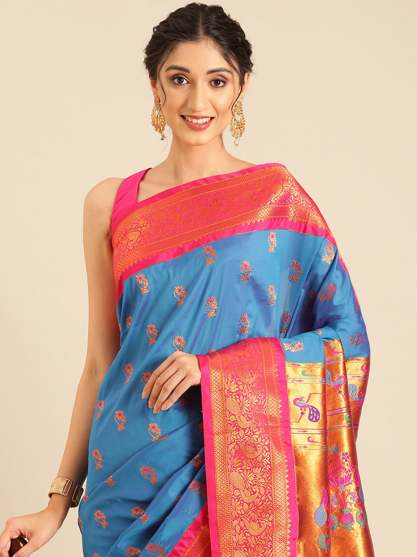 Sonkali Firozi & Pink Soft Silk Peshwai Nath Paithani Saree
