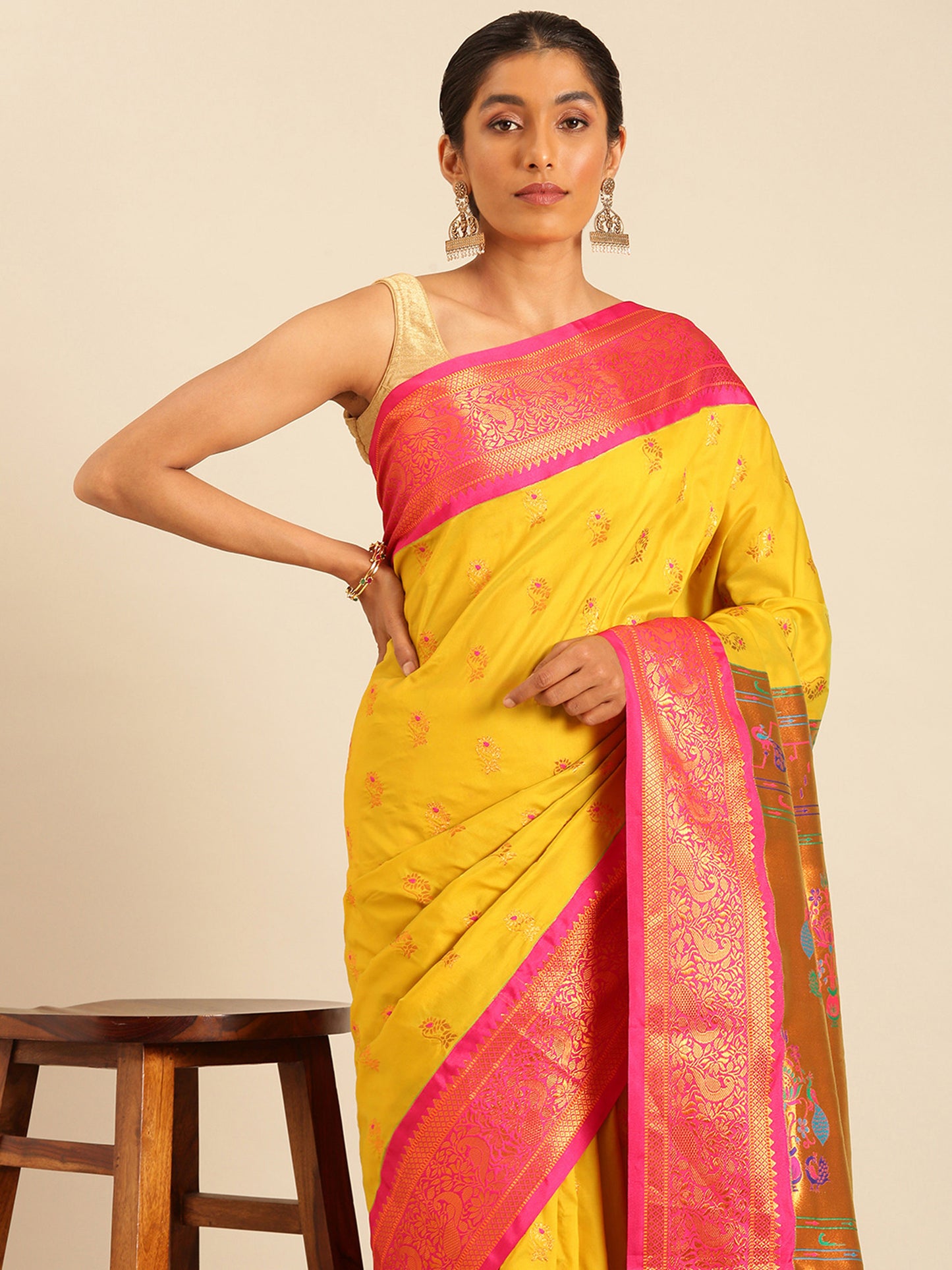 Sonkali Mustard & Pink Soft Silk Peshwai Nath Paithani Saree