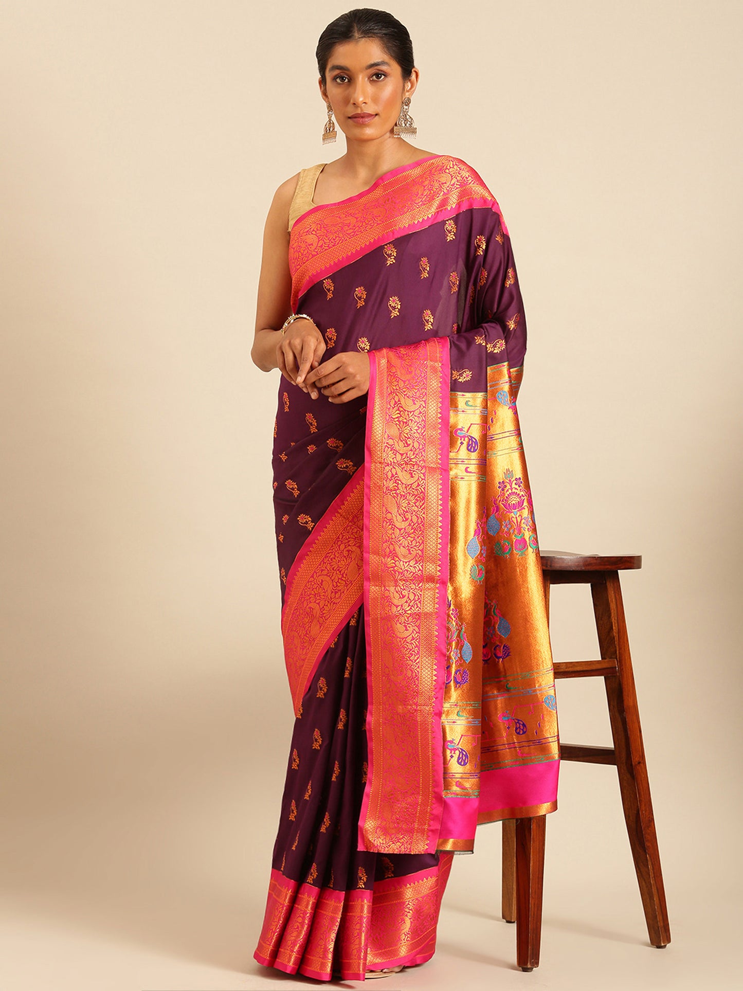 Sonkali Maroon & Pink Soft Silk Peshwai Nath Paithani Saree