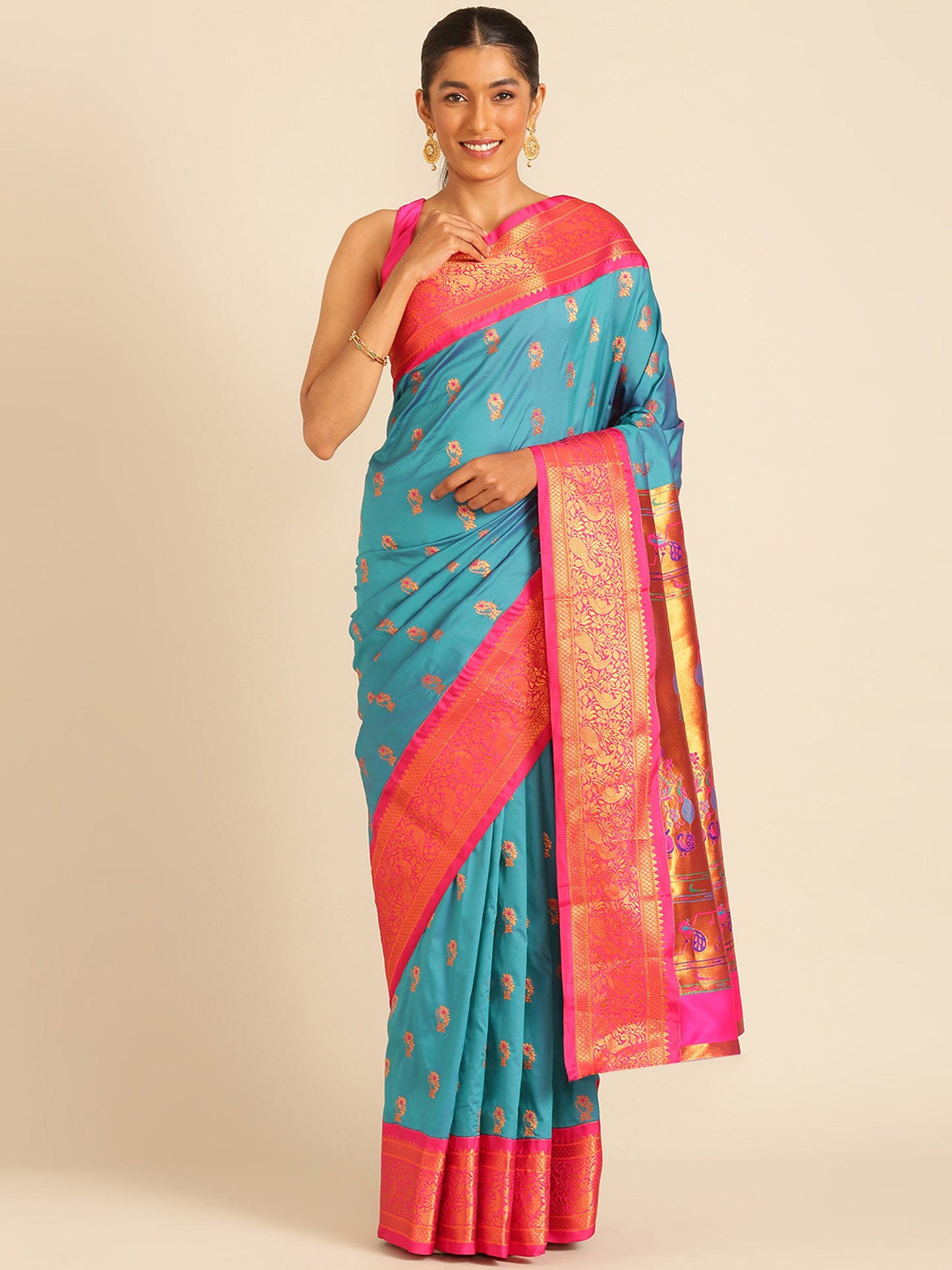 Sonkali Rama & Pink Soft Silk Peshwai Nath Paithani Saree