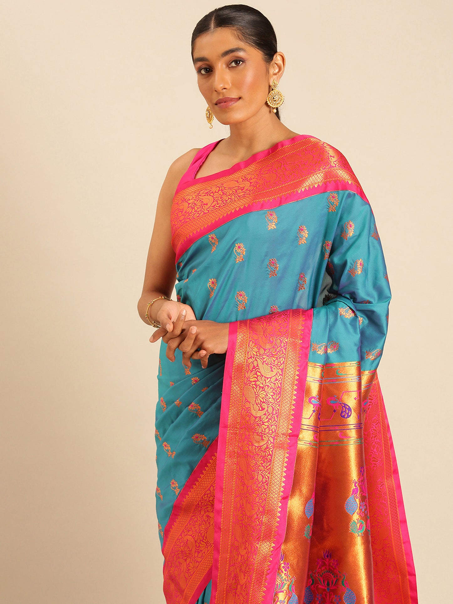 Sonkali Rama & Pink Soft Silk Peshwai Nath Paithani Saree