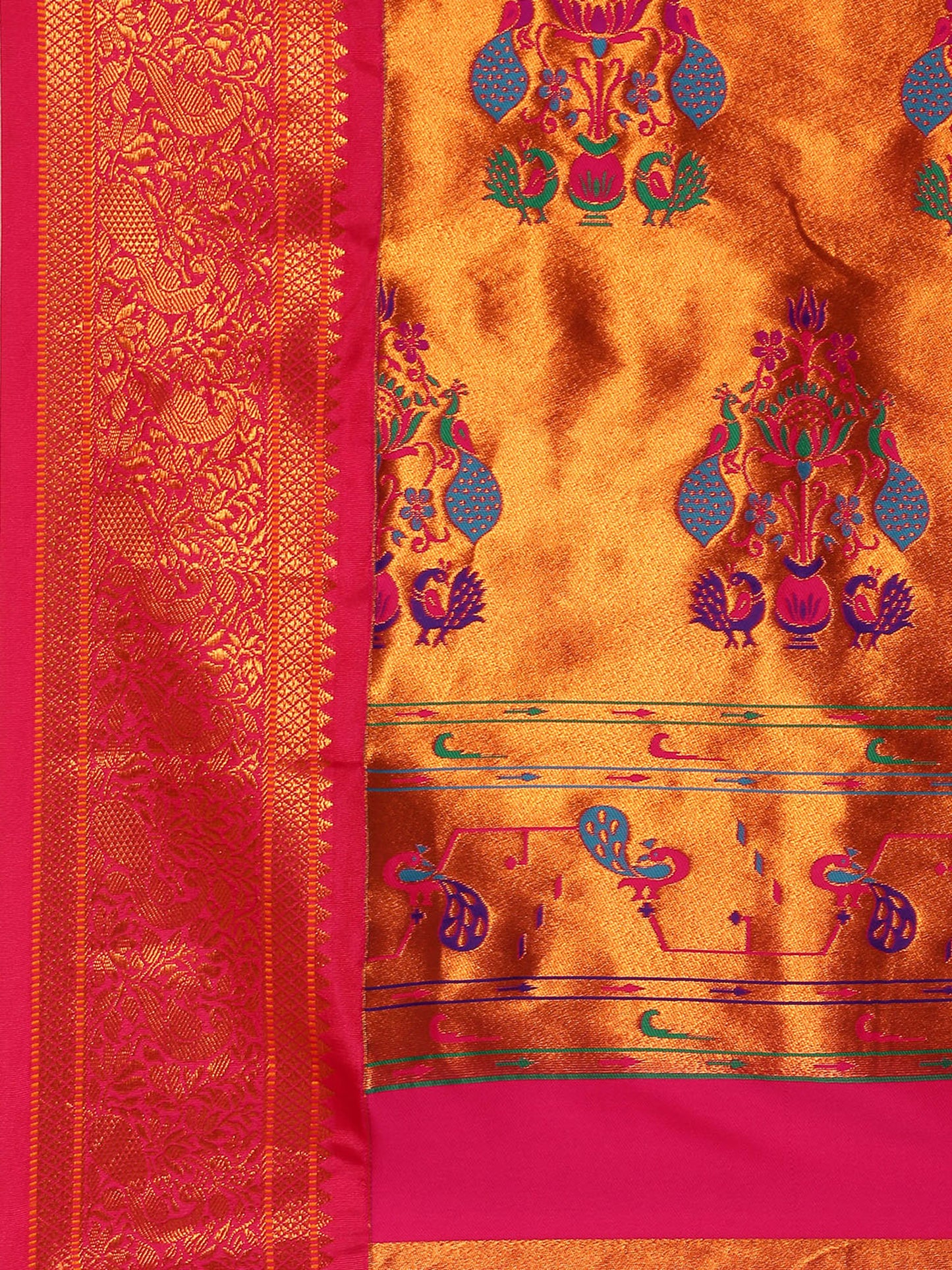 Sonkali Rama & Pink Soft Silk Peshwai Nath Paithani Saree