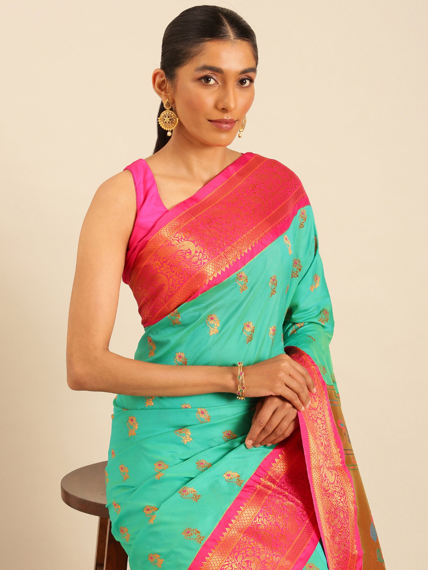 Sonkali Sea Green & Pink Soft Silk Peshwai Nath Paithani Saree
