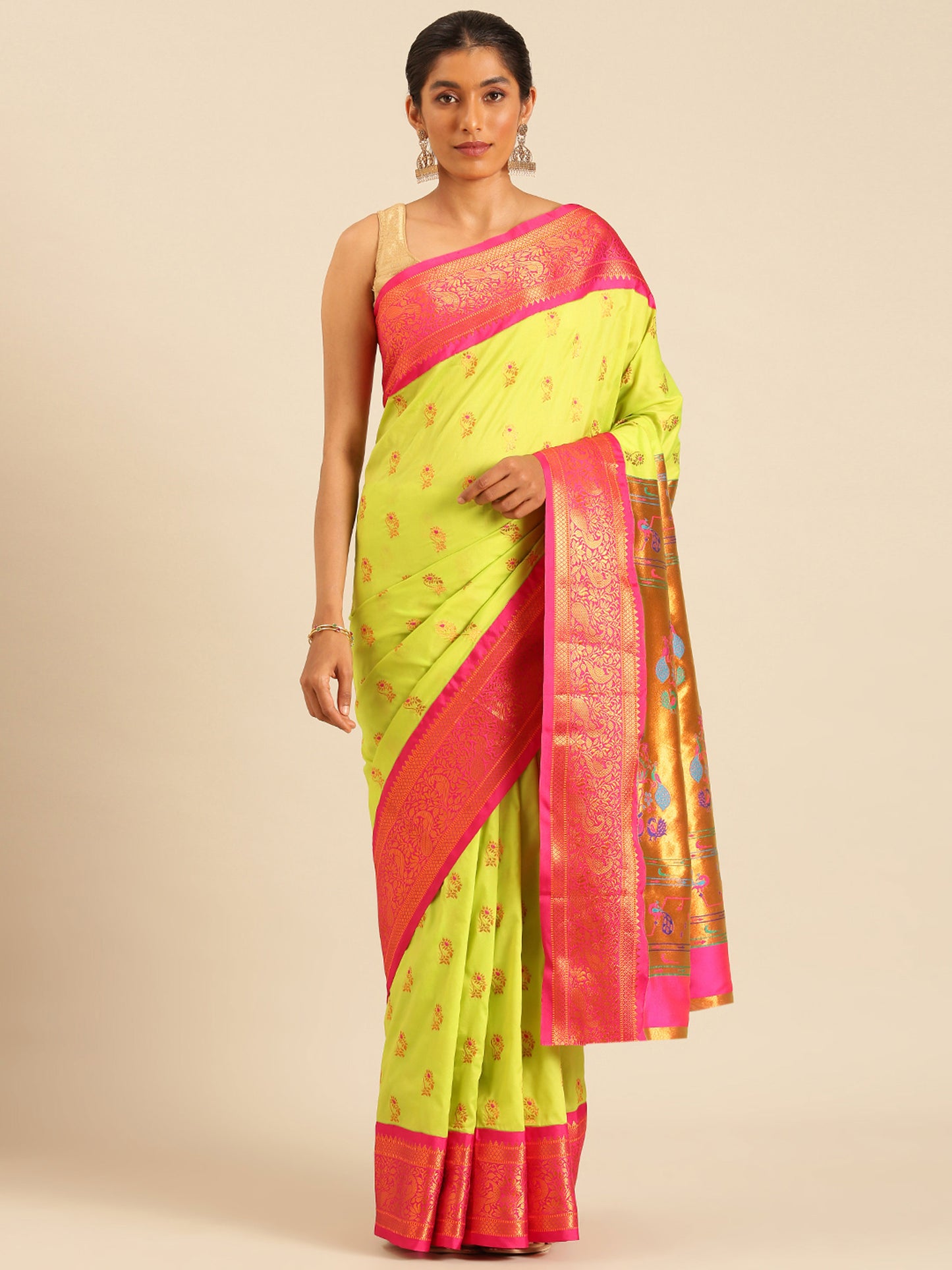 Sonkali Popati & Pink Soft Silk Peshwai Nath Paithani Saree