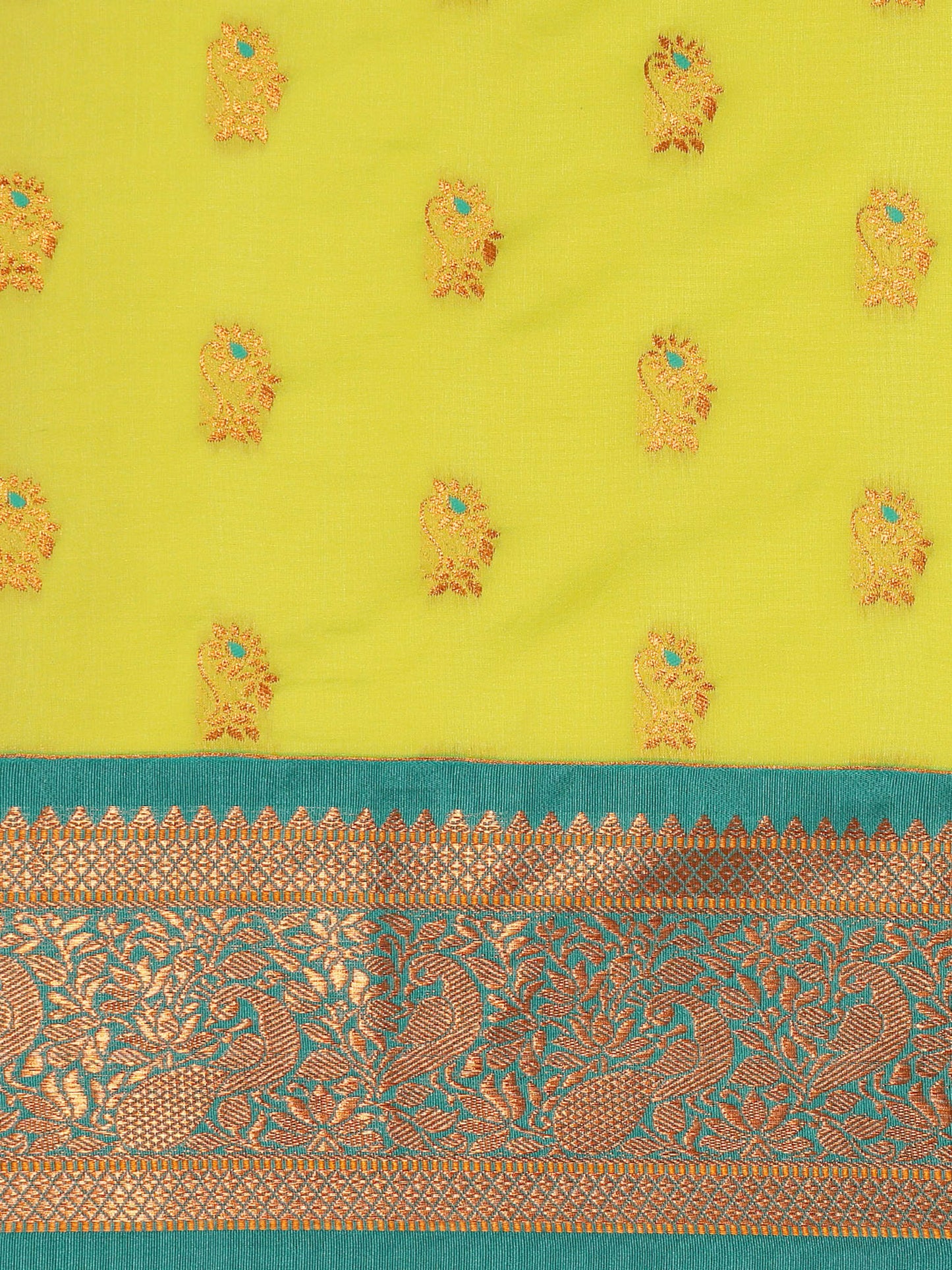 Sonkali Popati & Rama Soft Silk Peshwai Nath Paithani Saree