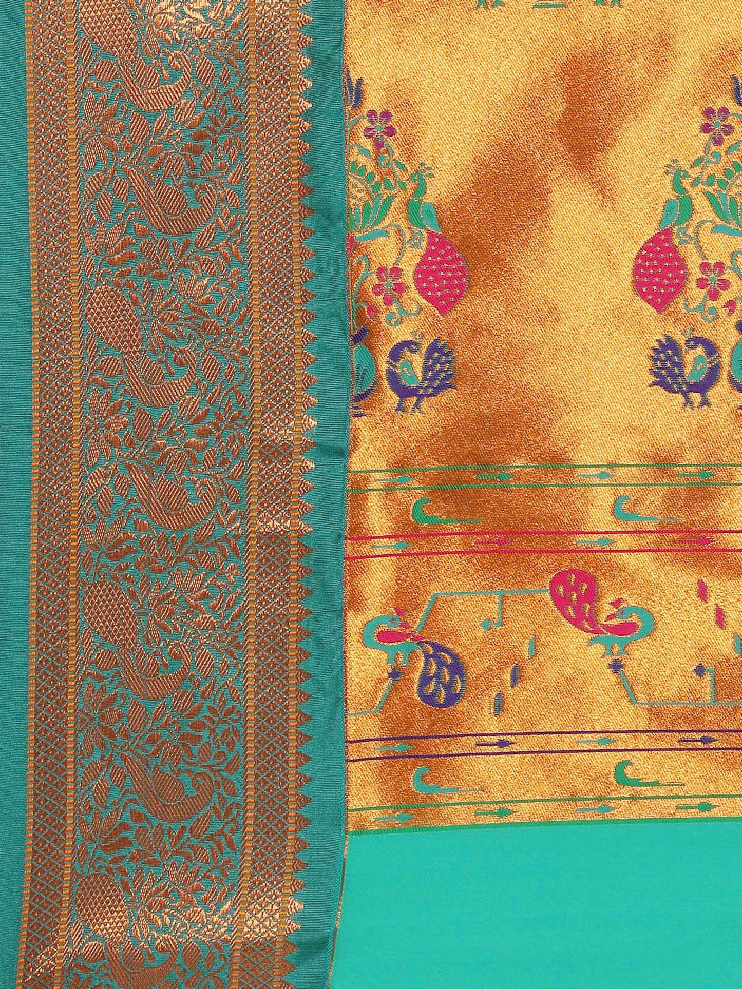 Sonkali Popati & Rama Soft Silk Peshwai Nath Paithani Saree