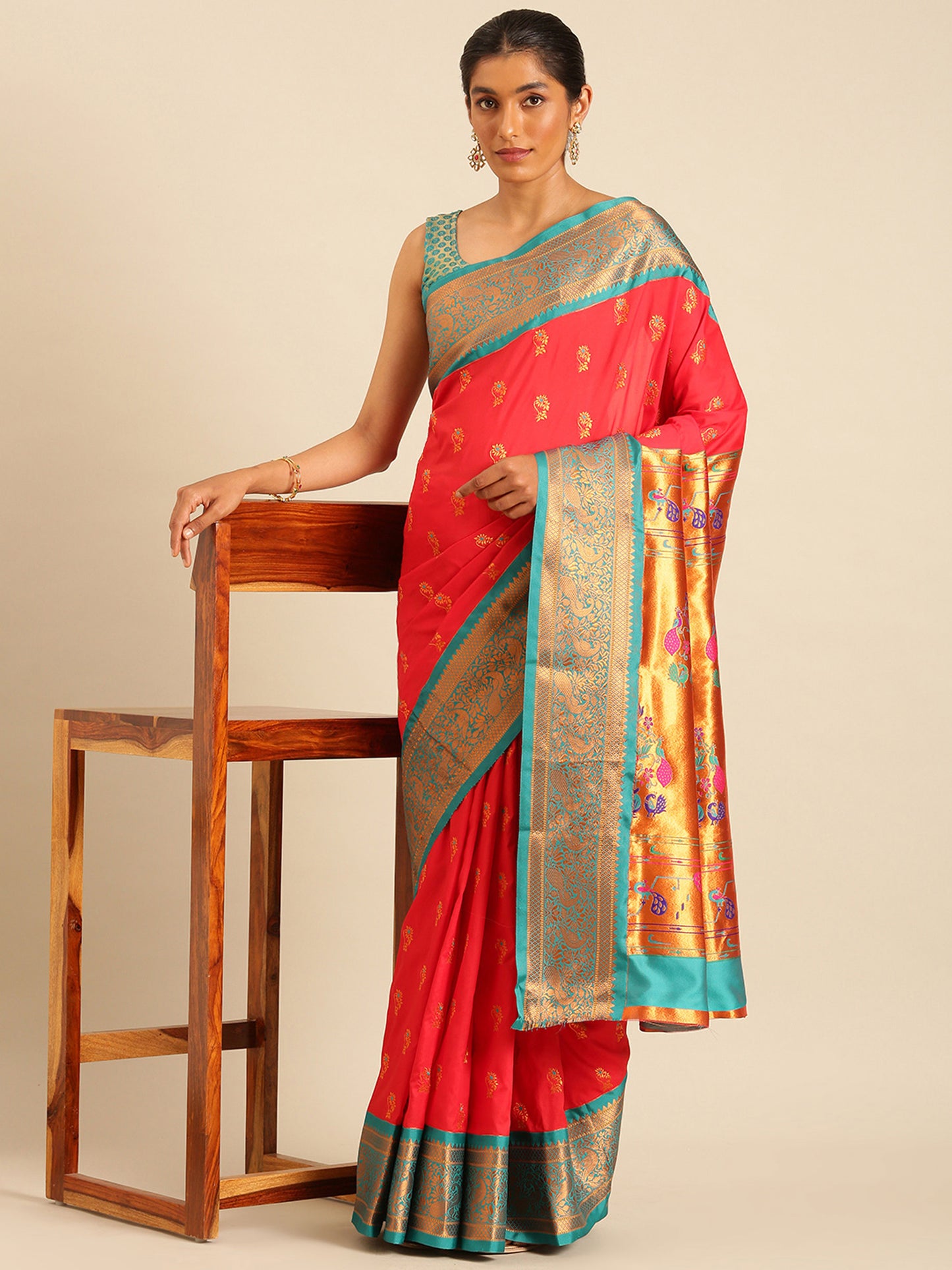 Sonkali Red & Rama Soft Silk Peshwai Nath Paithani Saree