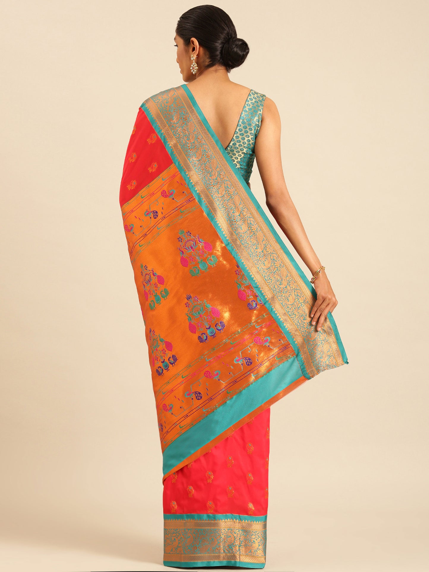 Sonkali Red & Rama Soft Silk Peshwai Nath Paithani Saree