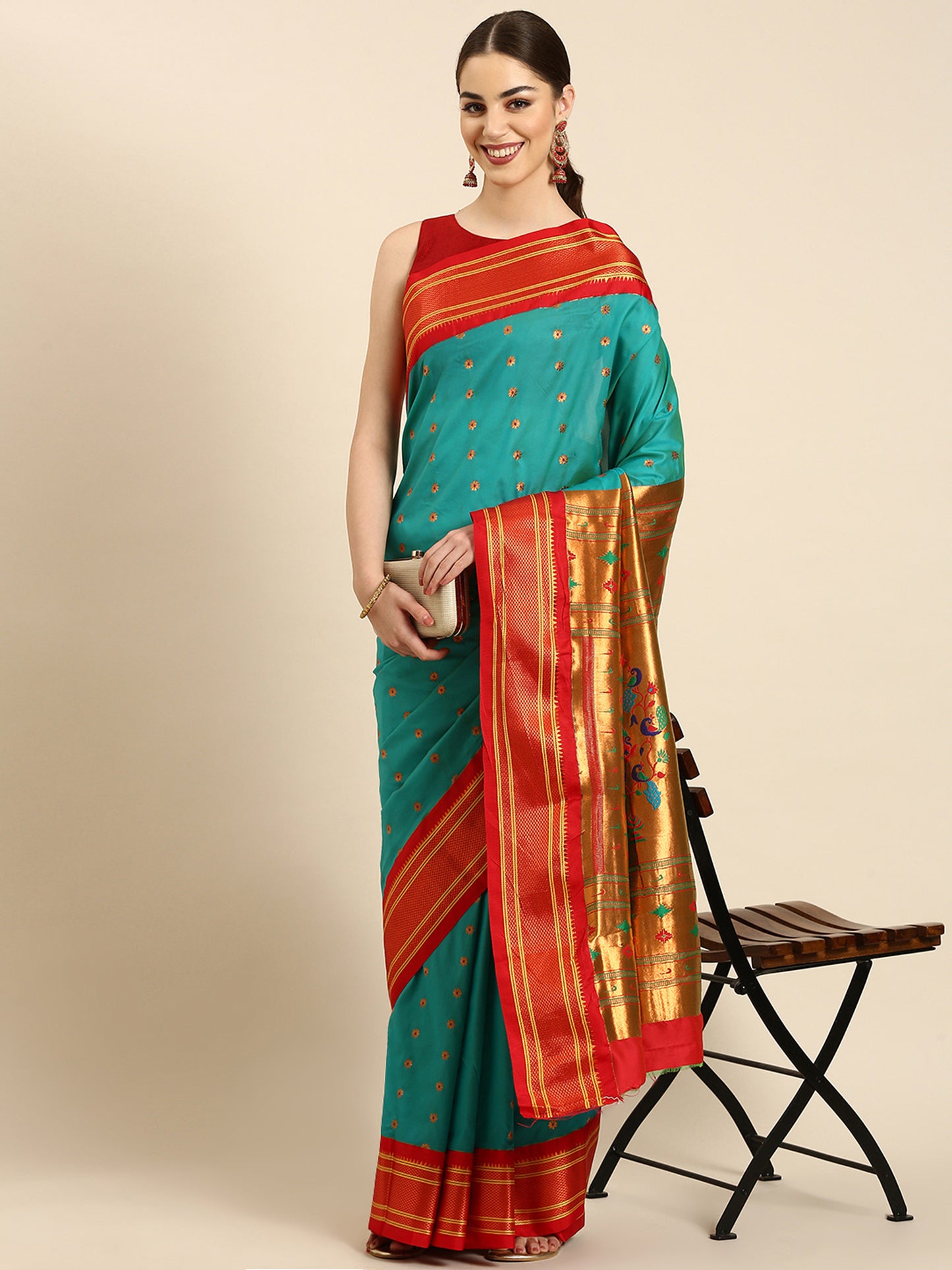 Gopi Chintamani & Red Soft Silk Fancy Pallu Paithani Saree