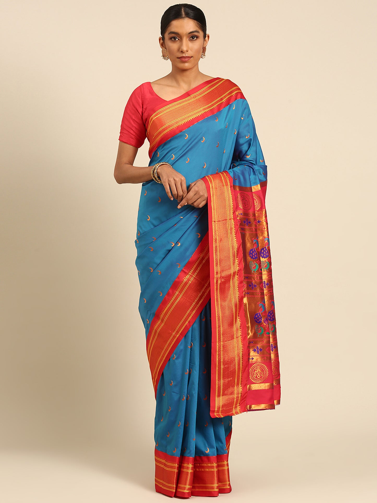 Chandrkala Firozi & Red Soft Silk Chandrakor Paithani Saree