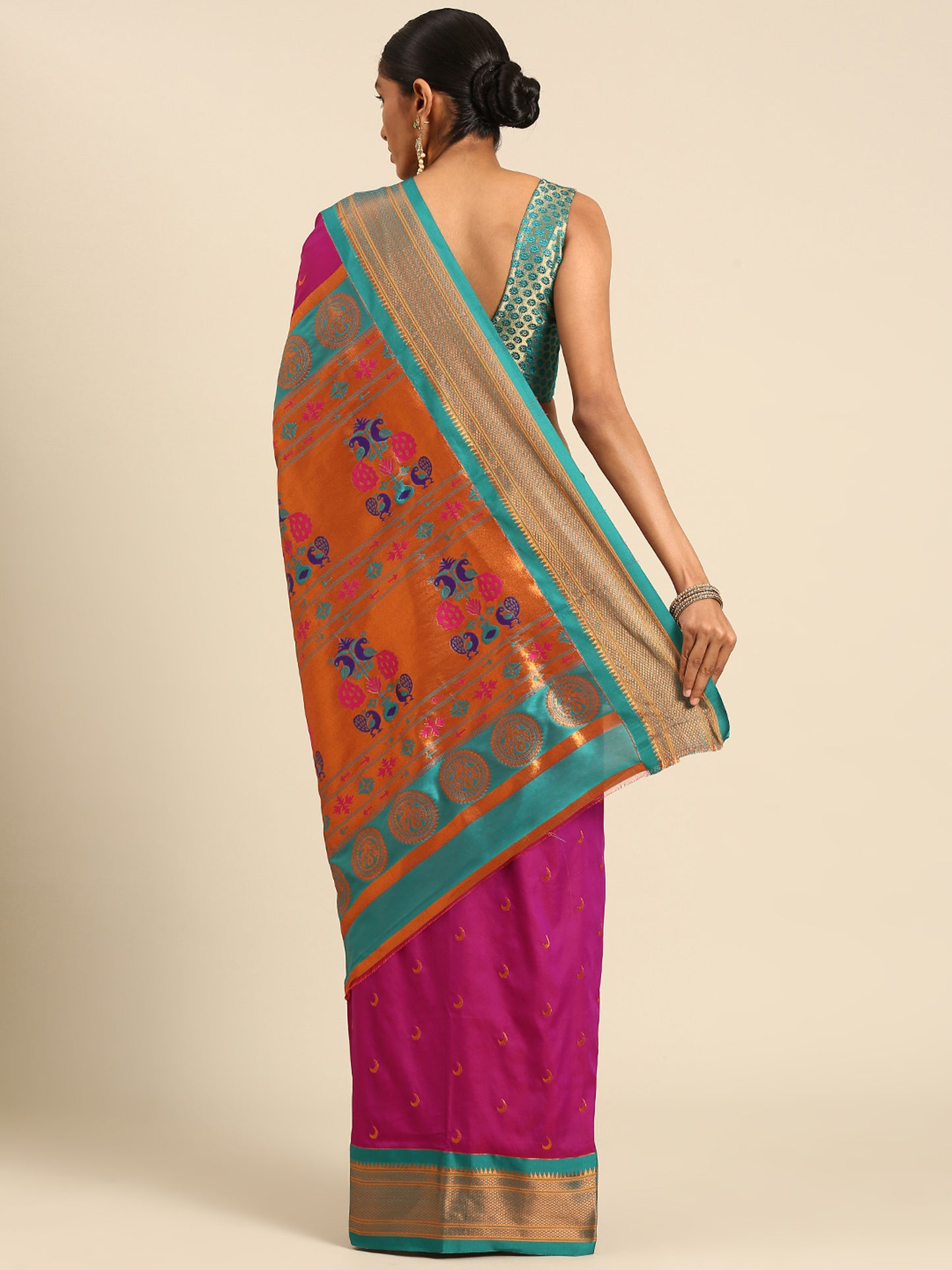 Chandrkala Magenta & Rama Soft Silk Chandrakor Paithani Saree