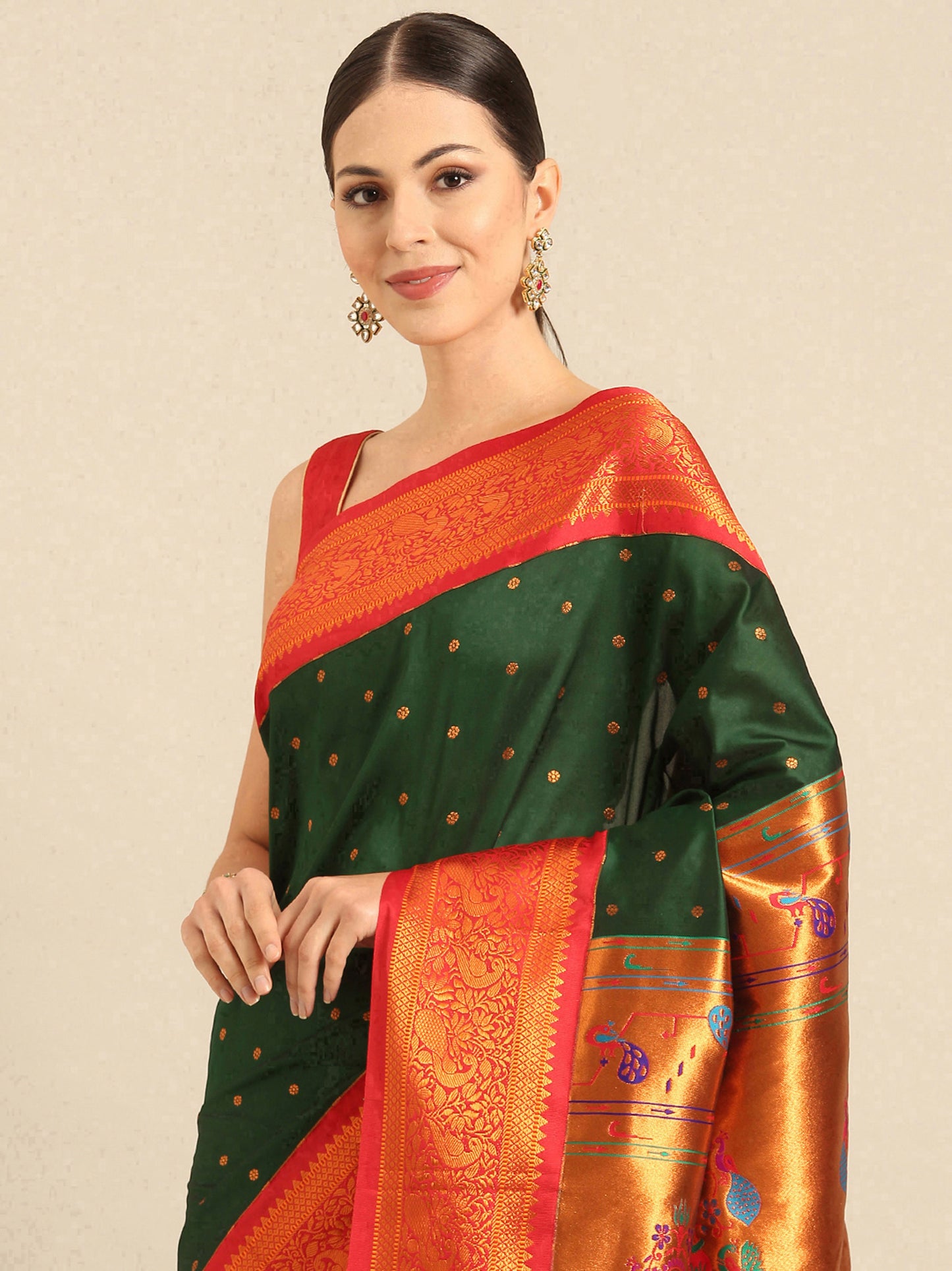 Kanika Bottle Green & Red Soft Silk Fancy Pallu Kadiyal Paithani Saree