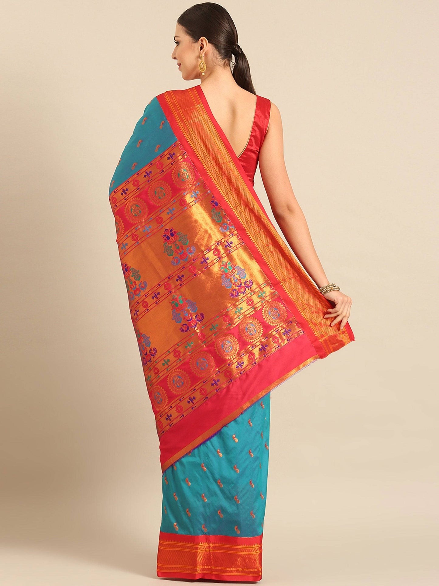 Myra Rama & Red Soft Silk Kadiyal Maharani Paithani Saree