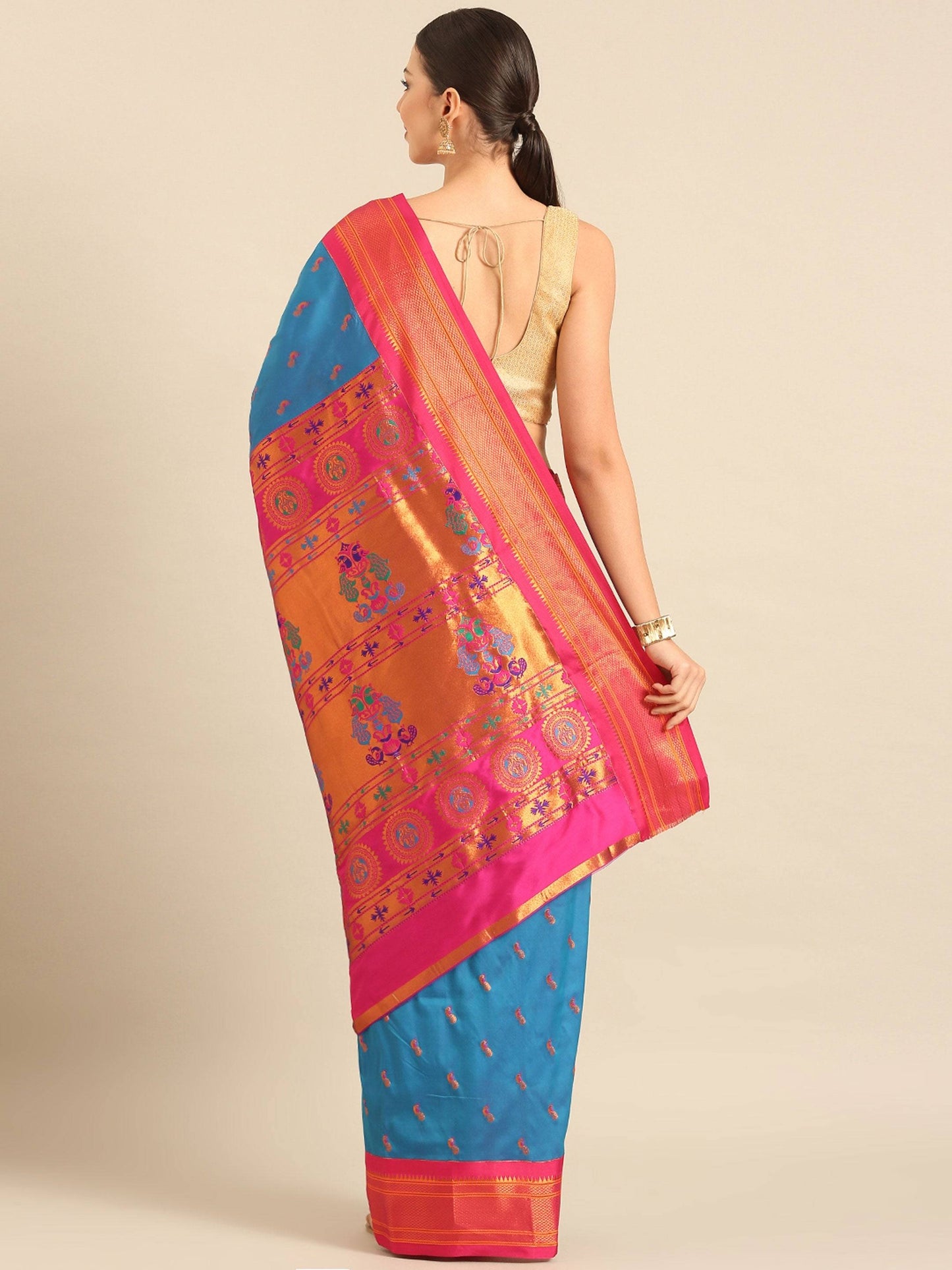 Myra Firozi & Pink Soft Silk Kadiyal Maharani Paithani Saree