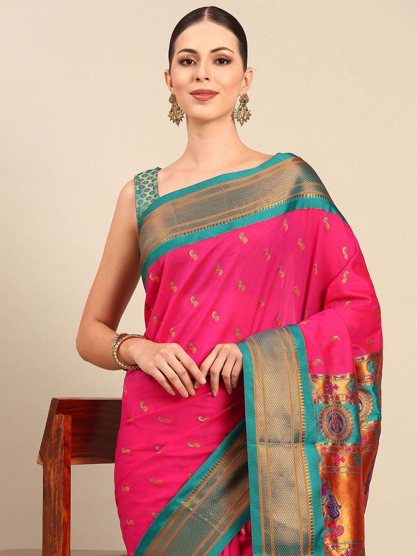 Myra Hot Pink & Rama Soft Silk Kadiyal Maharani Paithani Saree