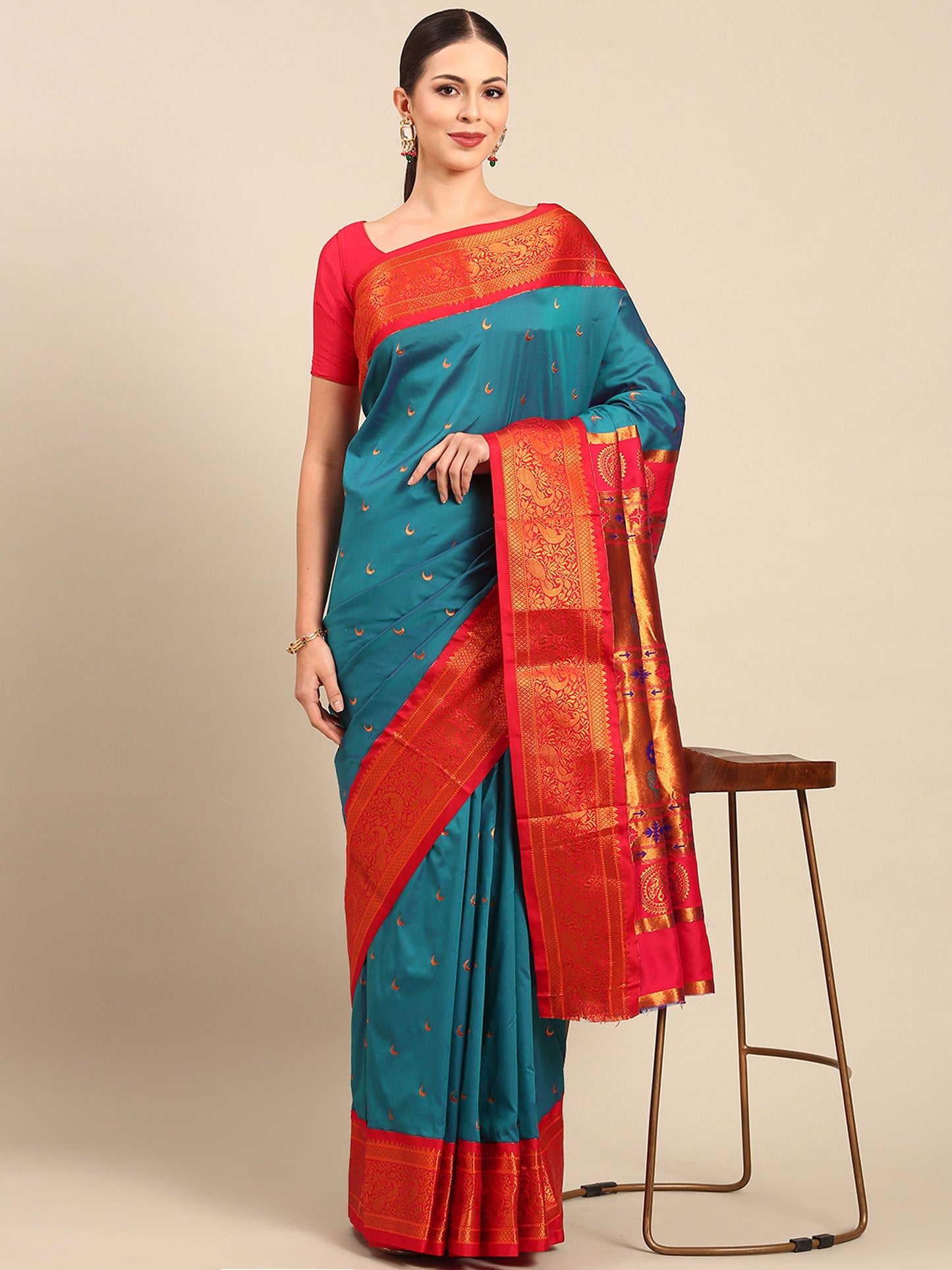 Chandani Rama & Red Soft Silk Chandrakor Paithani Saree