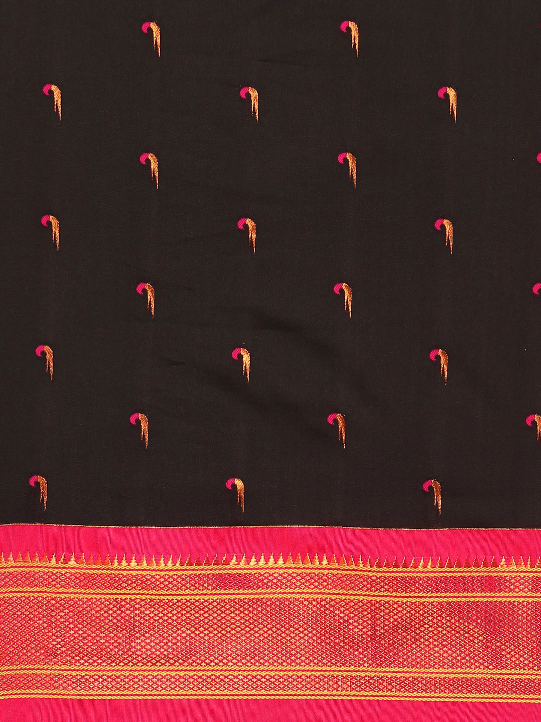 Muniya paithani saree silk blend in black and pink with parrot motif zari work - body fabric detail showing motif design for wedding wear