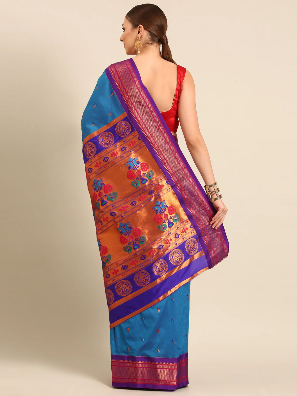 Muniya paithani saree silk blend in firozi and violet with parrot motif zari work - back view showing pallu and border for wedding wear