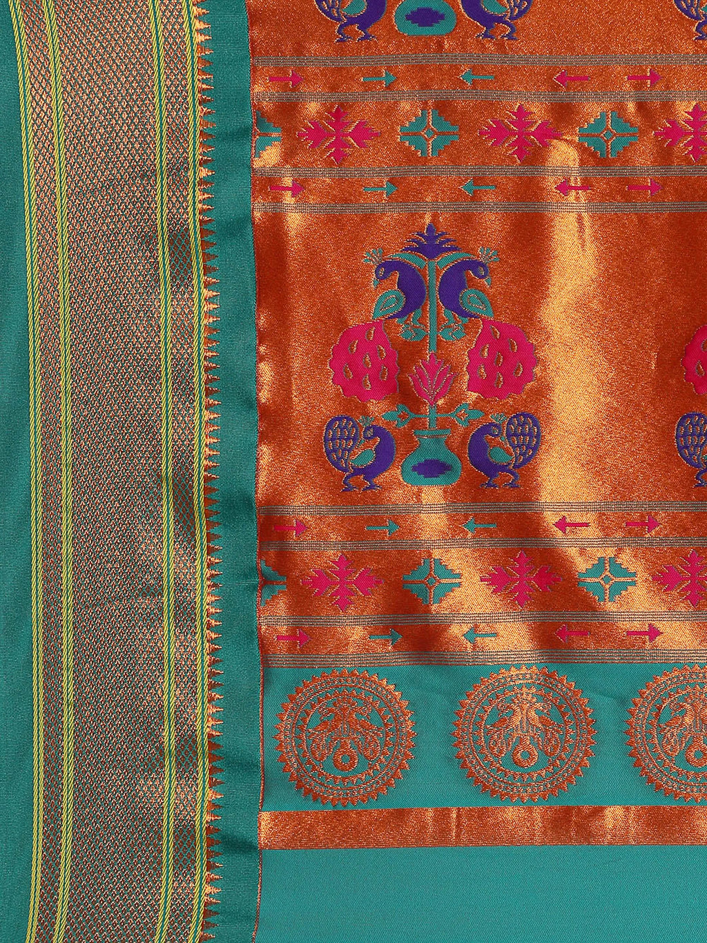 Muniya paithani saree silk blend in magenta and rama with parrot motif zari work - pallu detail showing woven motif design for wedding wear