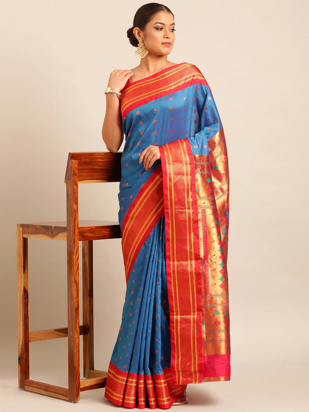 Muniya Paithani Saree Silk Blend | Floral Meena Butti | Wedding Wear