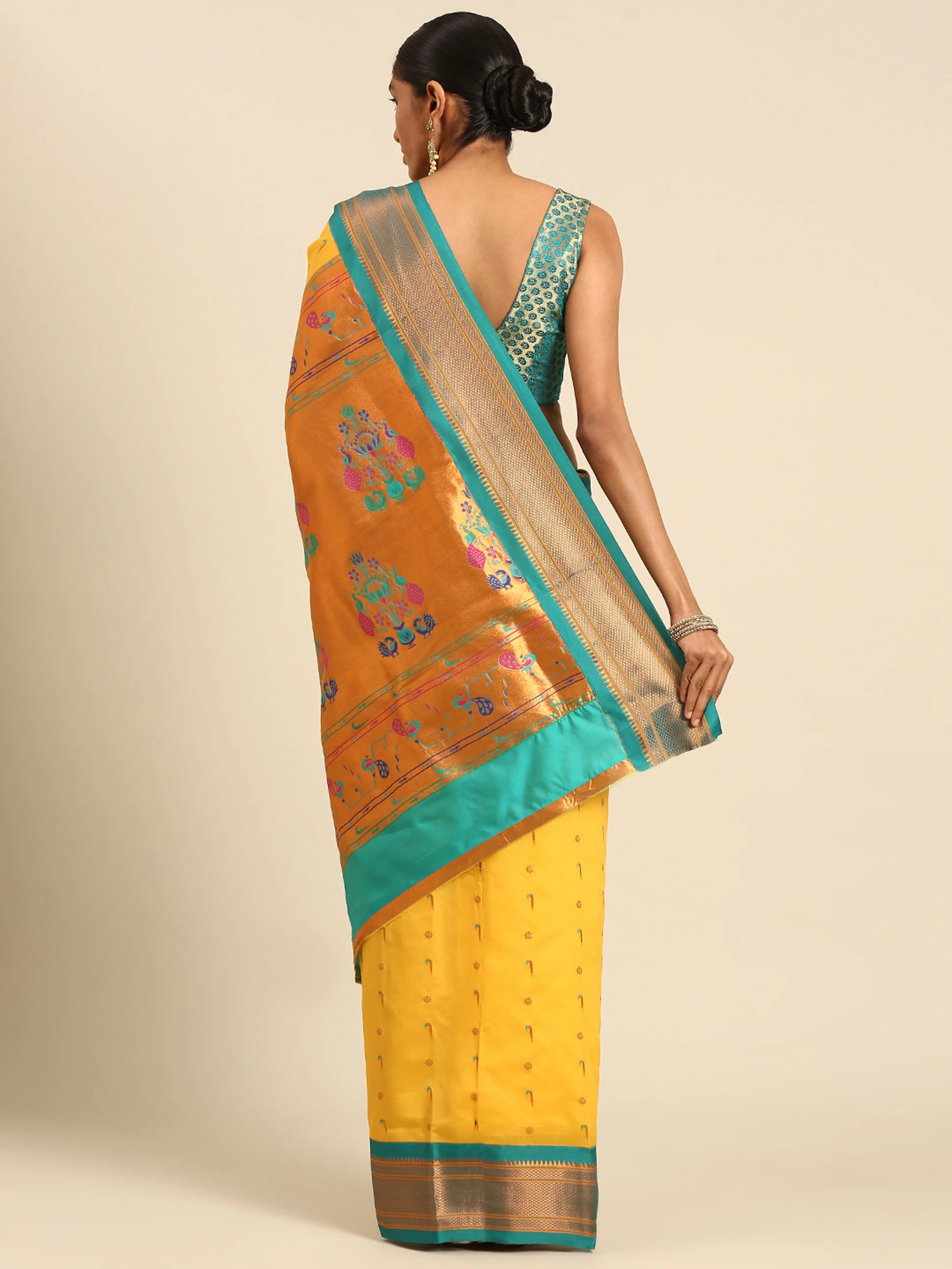 Silk Blend Muniya Paithani Saree – Muniya & Flower Meena Butti with Peacock & Muniya Pallu | Wedding Wear