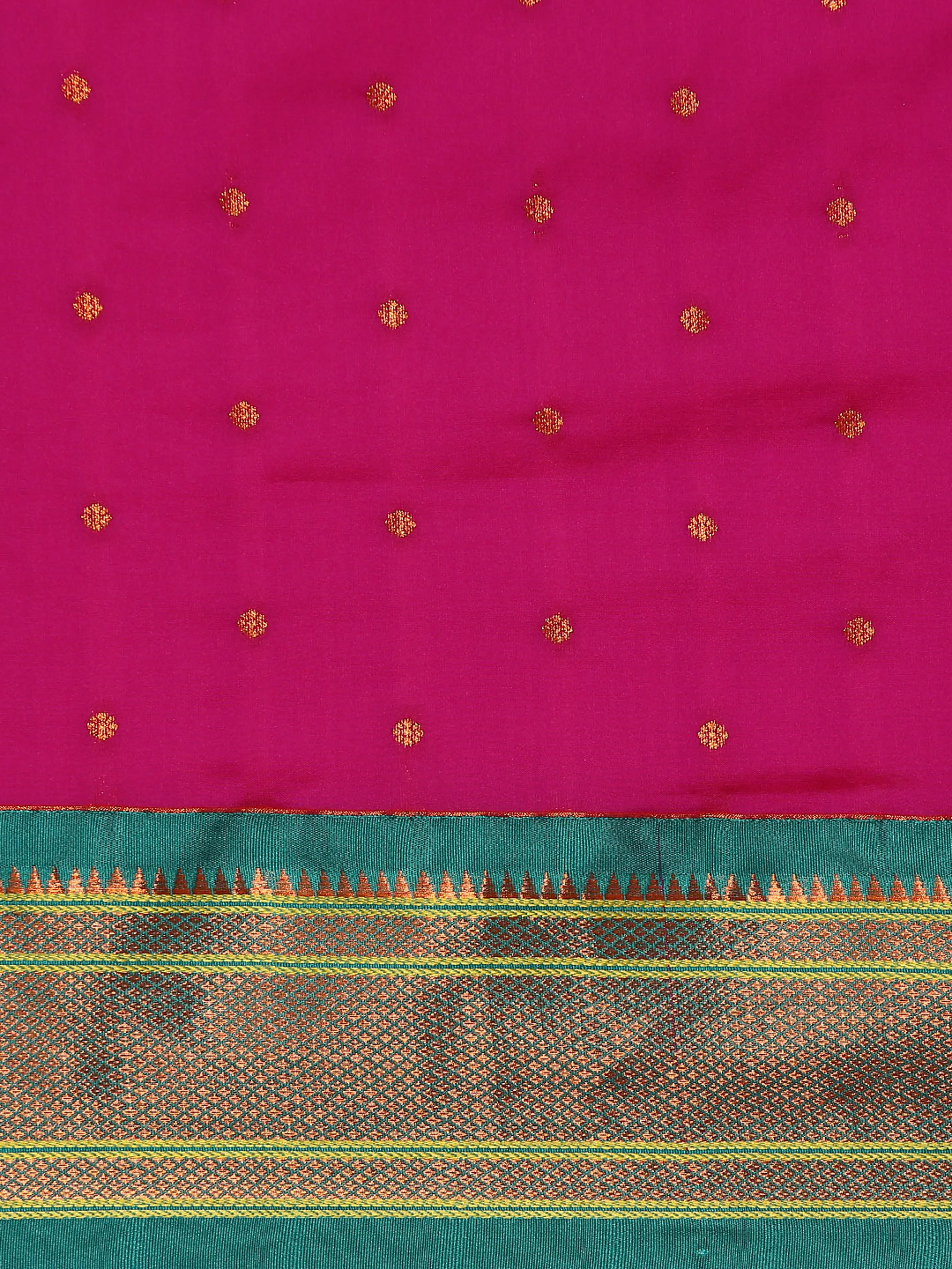 Border detail of Maharani Nauvari Paithani saree silk blend 9 yard Kashta saree in magenta and rama with zari kath design