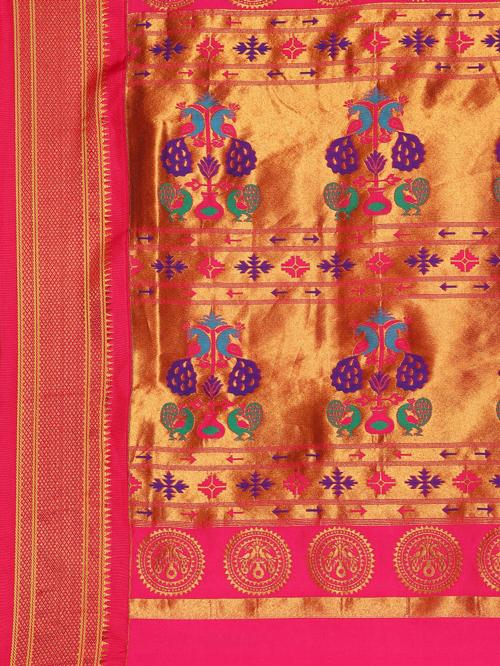 Pallu design of Maharani Nauvari Paithani saree silk blend 9 yard Kashta saree in yellow and pink with traditional Paithani motifs
