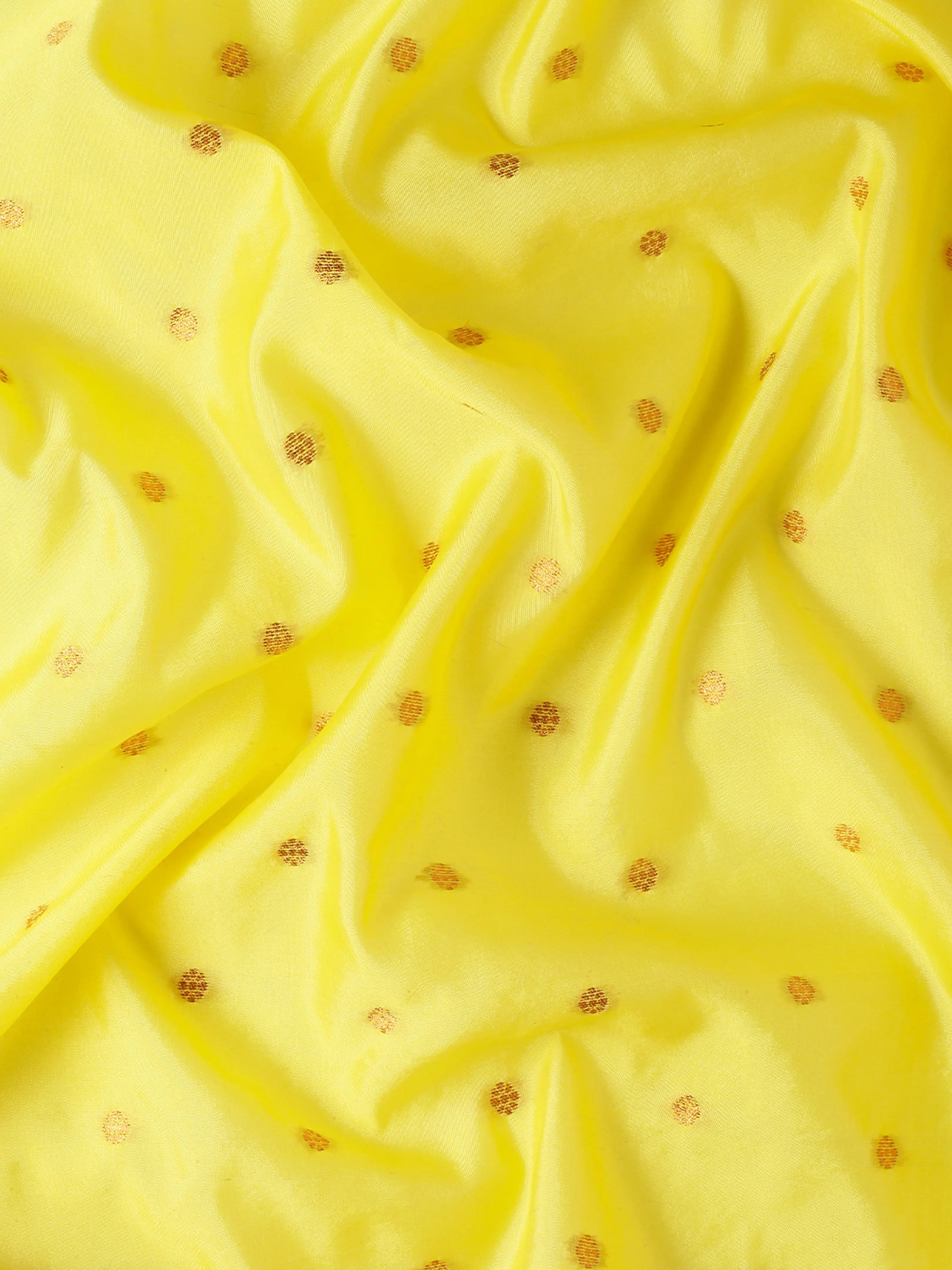 Fabric detail of Maharani Nauvari Paithani saree silk blend 9 yard Kashta saree in yellow and pink with silk blend texture